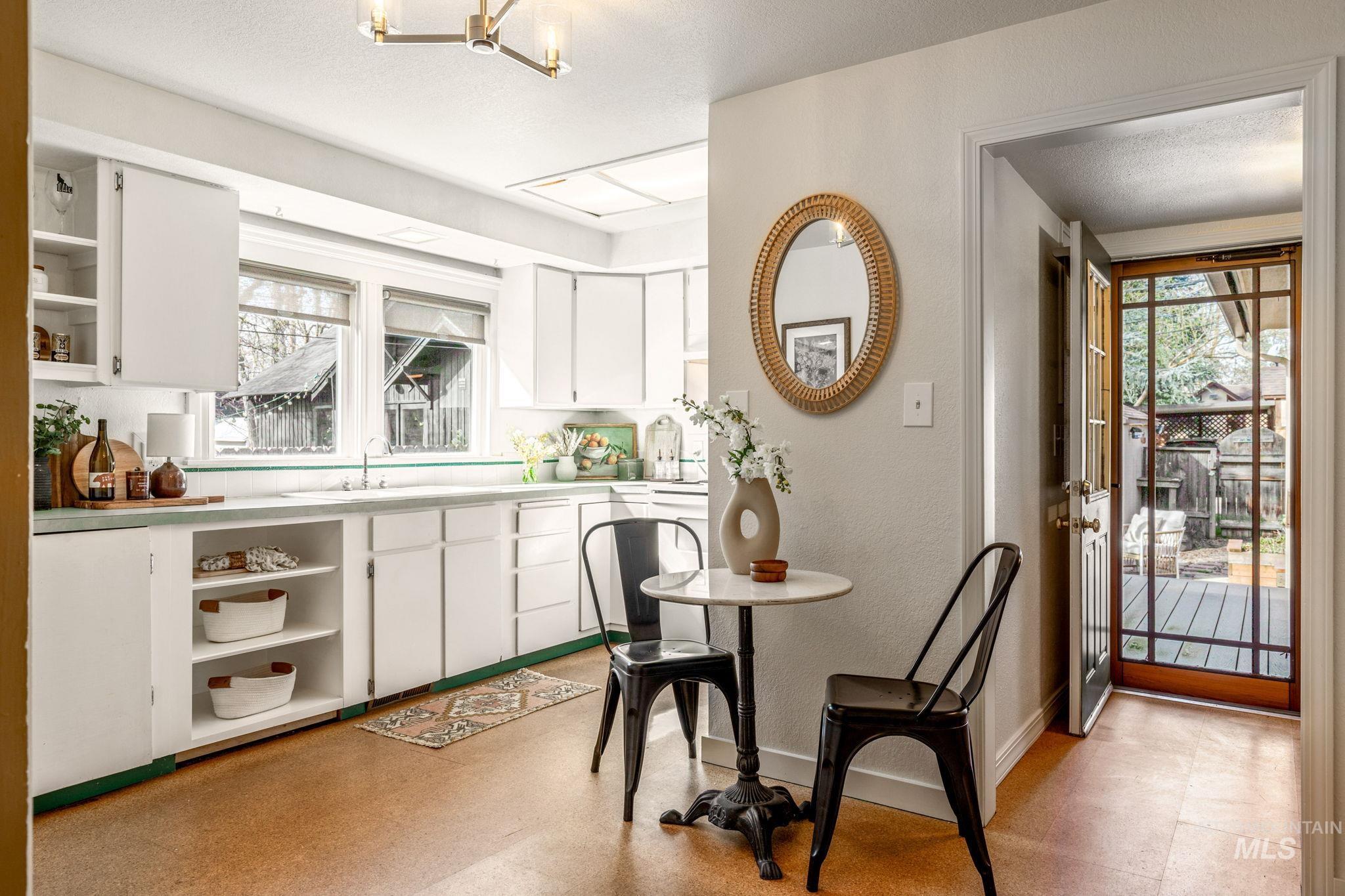 1505 N 10th, Boise, Idaho 83702, 3 Bedrooms, 2 Bathrooms, Residential For Sale, Price $600,000,MLS 98978486