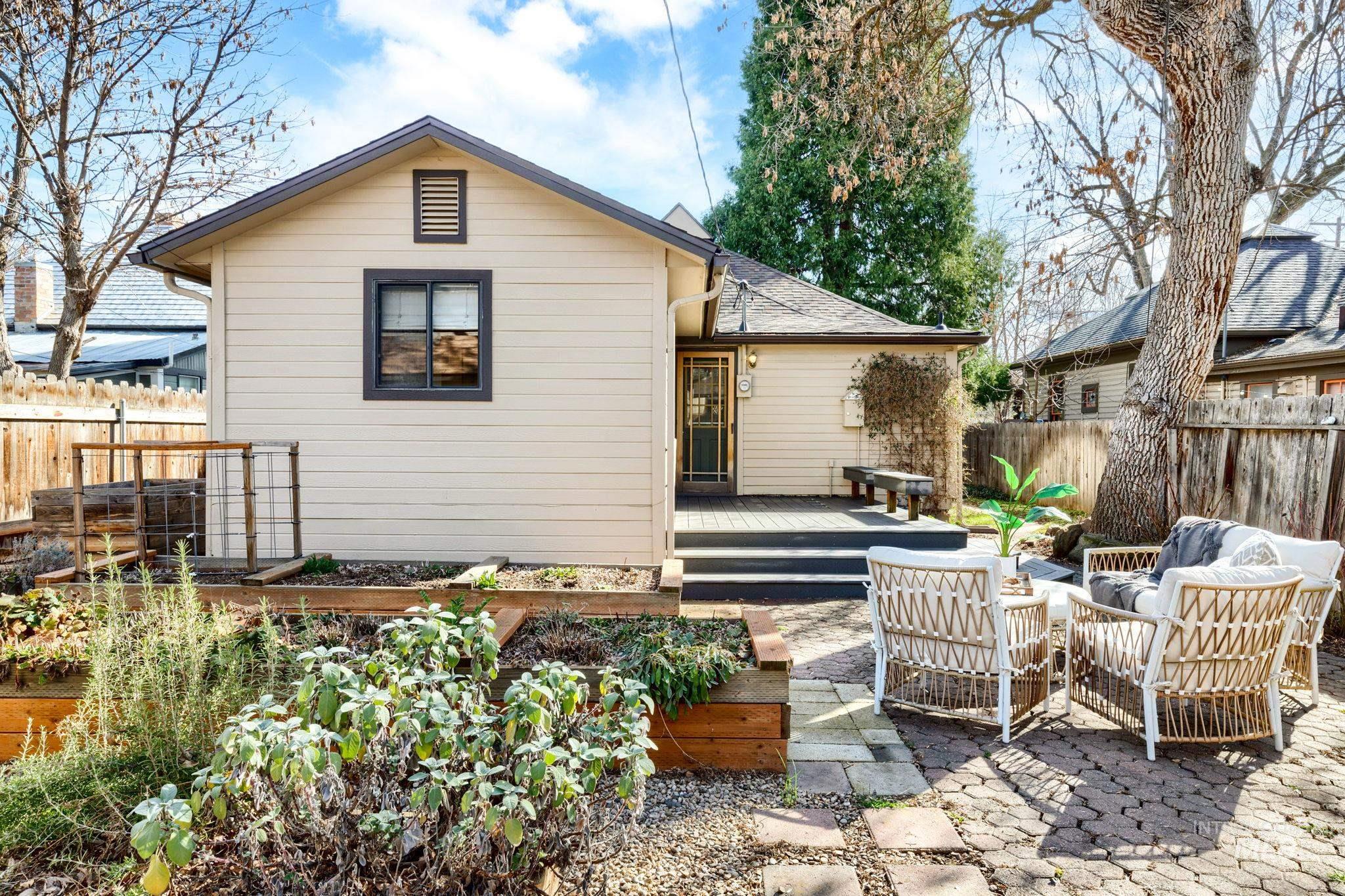 1505 N 10th, Boise, Idaho 83702, 3 Bedrooms, 2 Bathrooms, Residential For Sale, Price $600,000,MLS 98978486