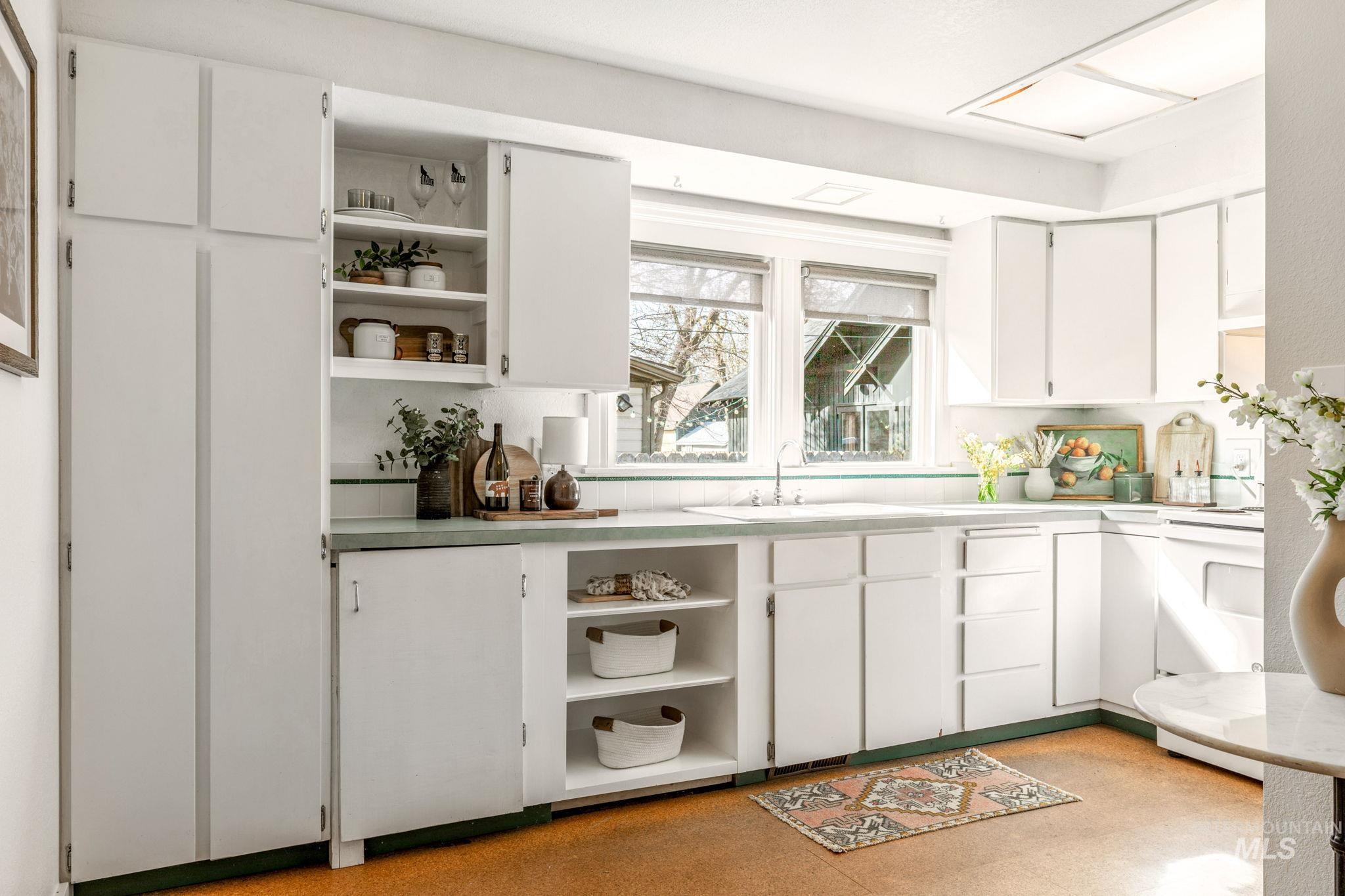 1505 N 10th, Boise, Idaho 83702, 3 Bedrooms, 2 Bathrooms, Residential For Sale, Price $600,000,MLS 98978486