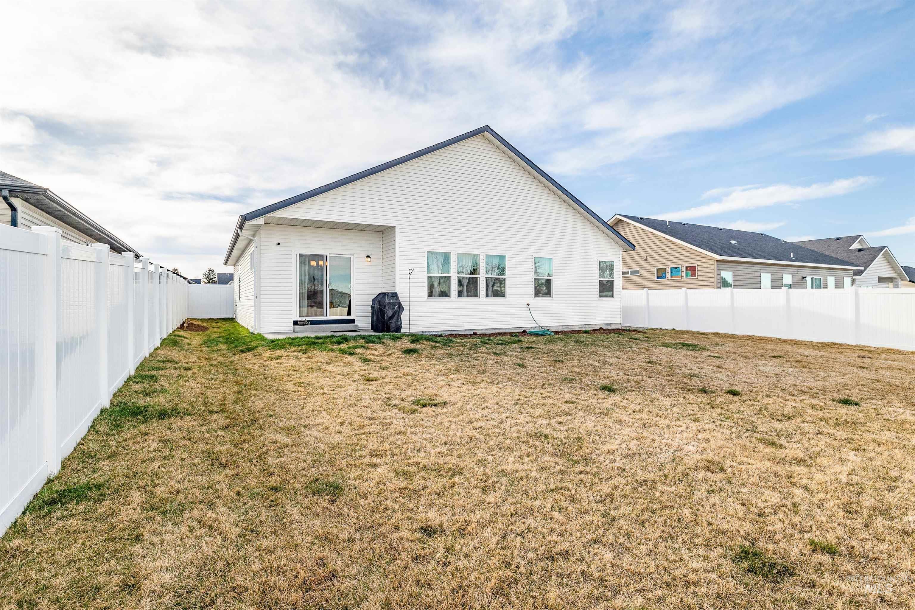 1765 Conner St, Twin Falls, Idaho 83301-2013, 4 Bedrooms, 2 Bathrooms, Residential For Sale, Price $429,000, 98978488