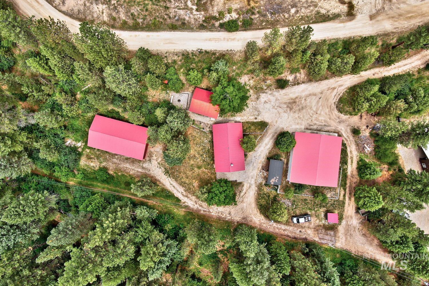 10 Crick Road, Garden Valley, Idaho 83622, 3 Bedrooms, 2 Bathrooms, Residential For Sale, Price $580,000,MLS 98978490