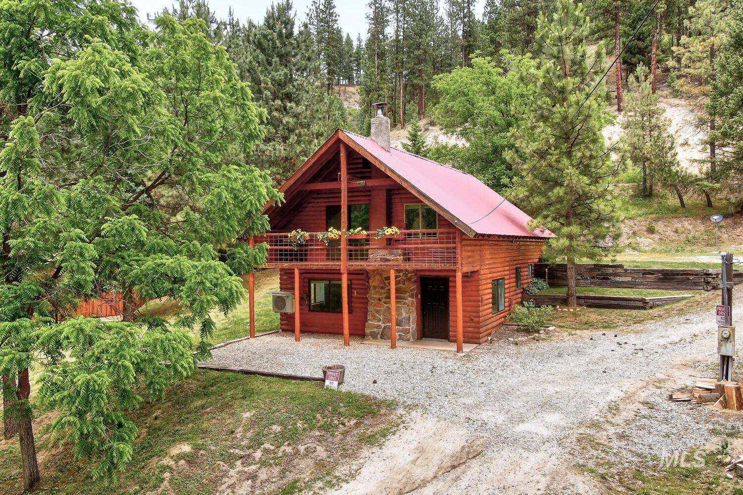 10 Crick Road, Garden Valley, Idaho 83622, 3 Bedrooms, 2 Bathrooms, Residential For Sale, Price $547,900, 98978490