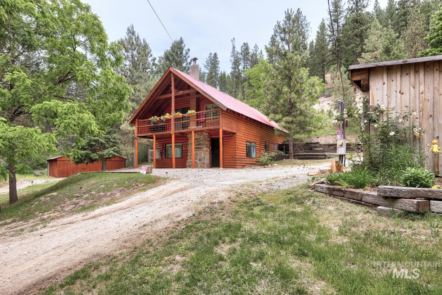 10 Crick Road, Garden Valley, Idaho 83622, 3 Bedrooms, 2 Bathrooms, Residential For Sale, Price $580,000,MLS 98978490