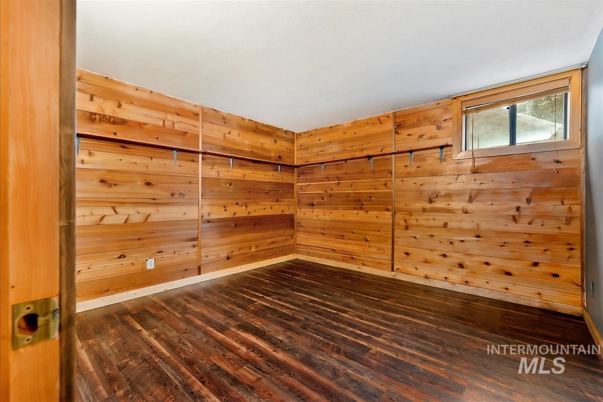 10 Crick Road, Garden Valley, Idaho 83622, 3 Bedrooms, 2 Bathrooms, Residential For Sale, Price $547,900, 98978490