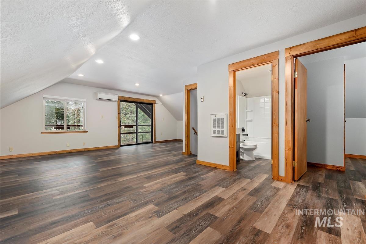 10 Crick Road, Garden Valley, Idaho 83622, 3 Bedrooms, 2 Bathrooms, Residential For Sale, Price $547,900, 98978490