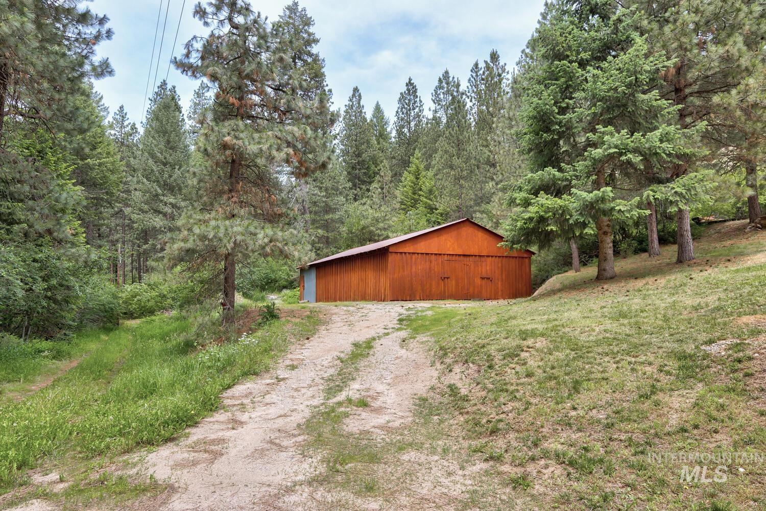 10 Crick Road, Garden Valley, Idaho 83622, 3 Bedrooms, 2 Bathrooms, Residential For Sale, Price $547,900, 98978490
