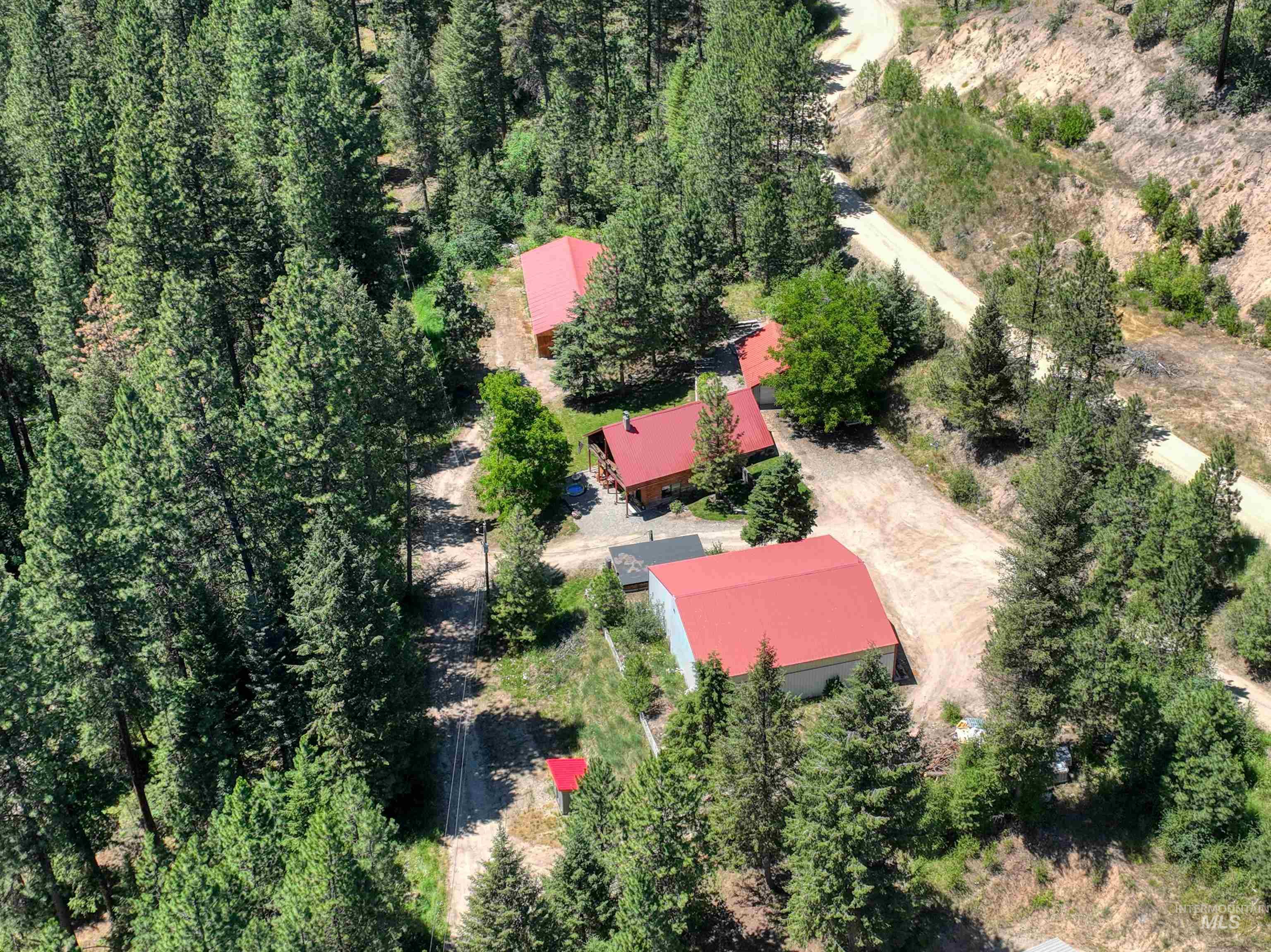 10 Crick Road, Garden Valley, Idaho 83622, 3 Bedrooms, 2 Bathrooms, Residential For Sale, Price $580,000,MLS 98978490