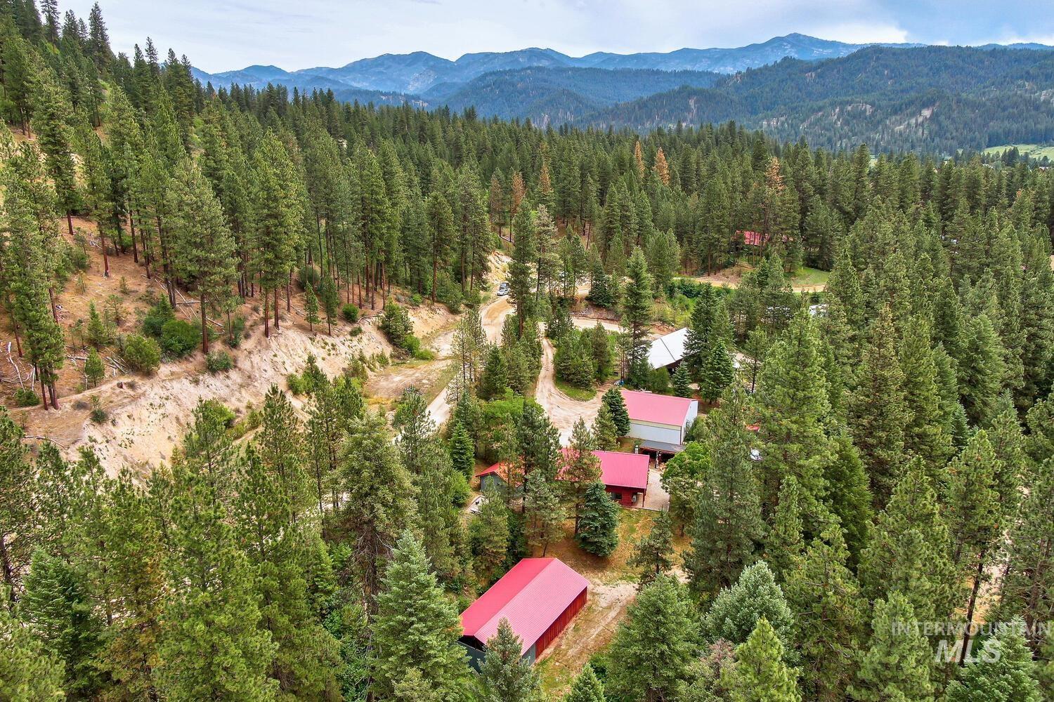 10 Crick Road, Garden Valley, Idaho 83622, 3 Bedrooms, 2 Bathrooms, Residential For Sale, Price $547,900, 98978490