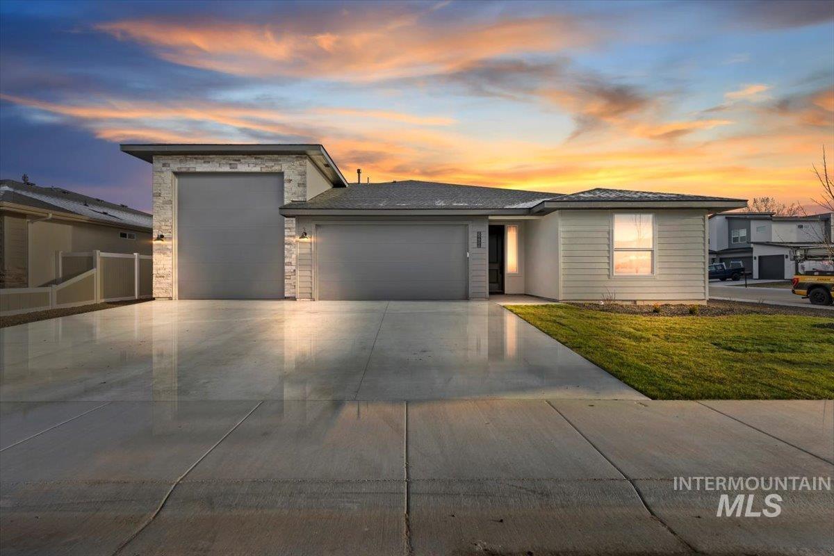 2596 E Jonagold Ct, Emmett, Idaho 83617, 4 Bedrooms, 3 Bathrooms, Residential For Sale, Price $599,999,MLS 98978491