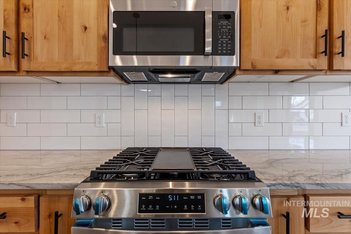 2596 E Jonagold Ct, Emmett, Idaho 83617, 4 Bedrooms, 3 Bathrooms, Residential For Sale, Price $599,999,MLS 98978491