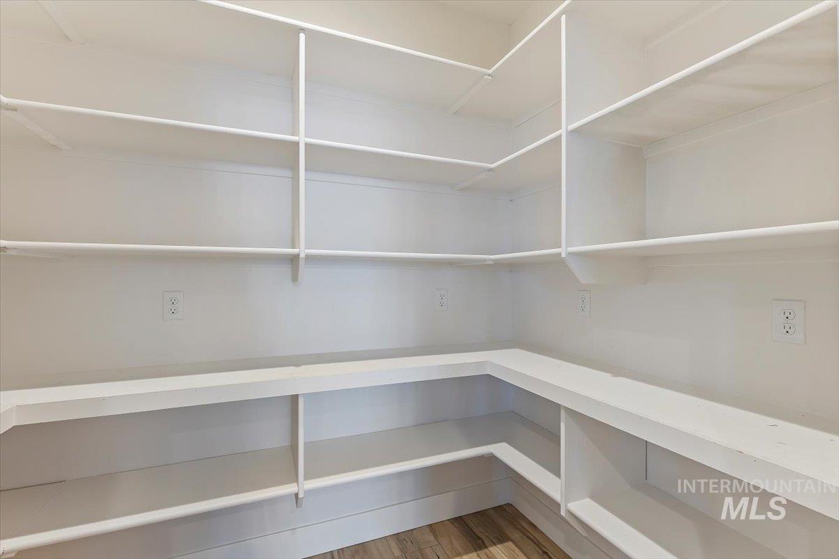 2596 E Jonagold Ct, Emmett, Idaho 83617, 4 Bedrooms, 3 Bathrooms, Residential For Sale, Price $599,999,MLS 98978491