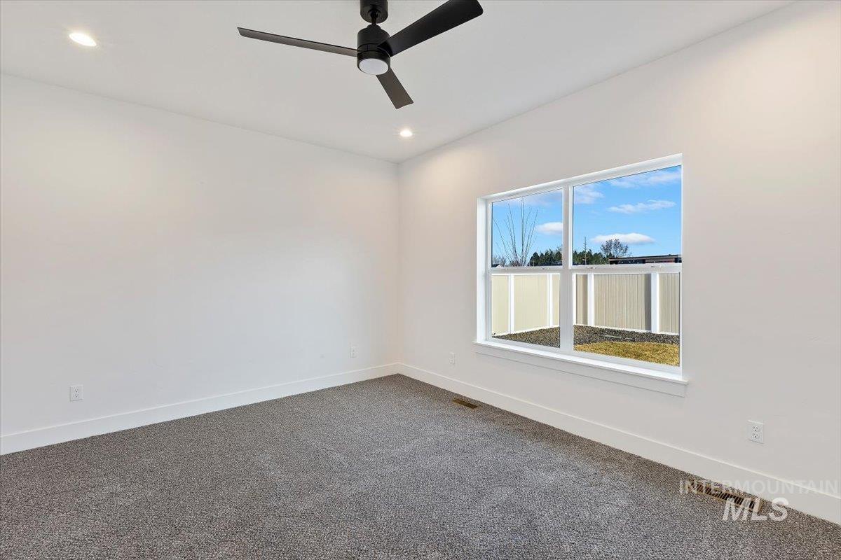 2596 E Jonagold Ct, Emmett, Idaho 83617, 4 Bedrooms, 3 Bathrooms, Residential For Sale, Price $599,999,MLS 98978491