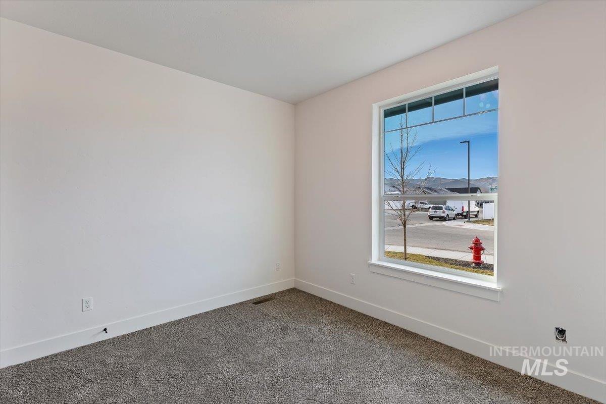 2596 E Jonagold Ct, Emmett, Idaho 83617, 4 Bedrooms, 3 Bathrooms, Residential For Sale, Price $599,999,MLS 98978491