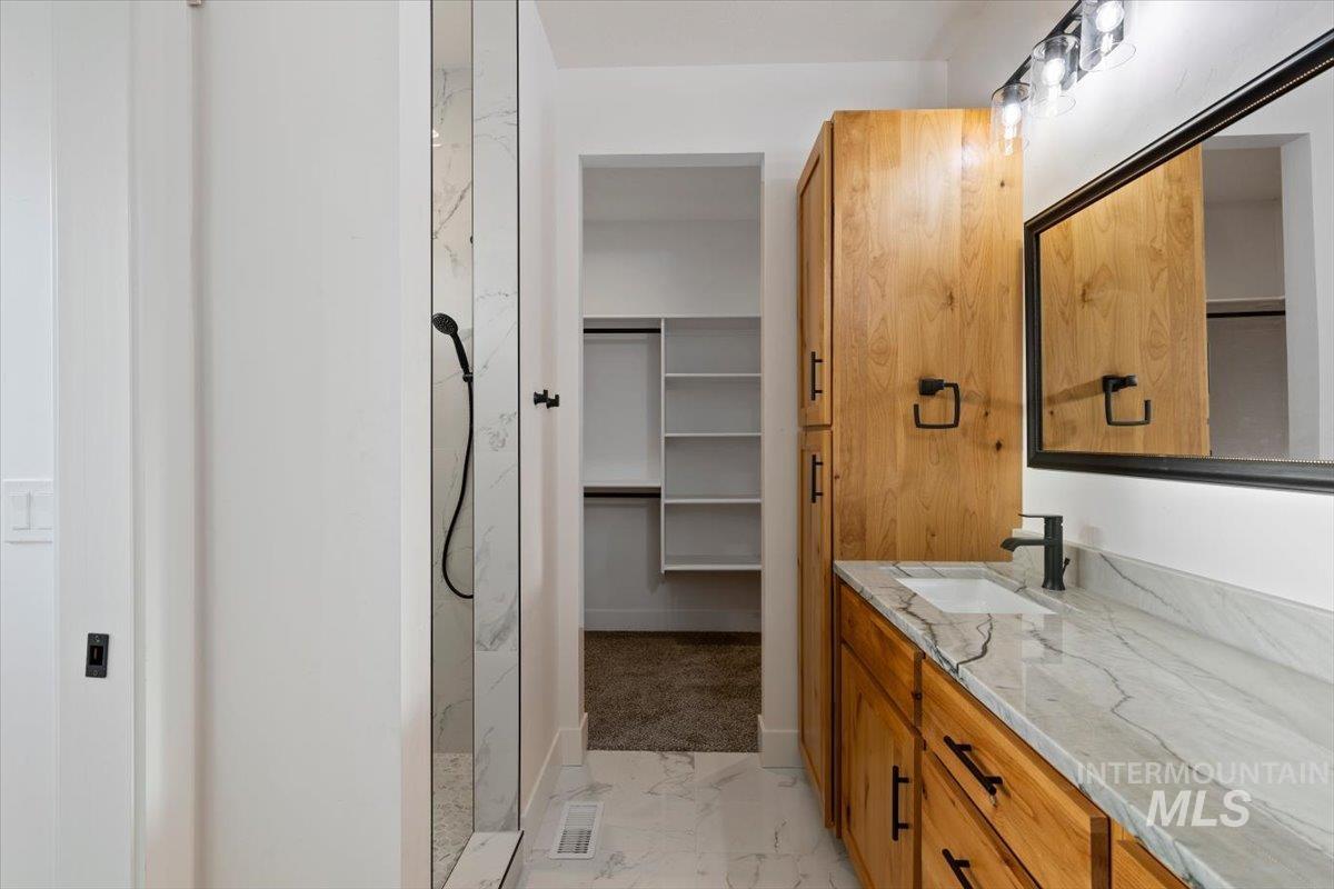 2596 E Jonagold Ct, Emmett, Idaho 83617, 4 Bedrooms, 3 Bathrooms, Residential For Sale, Price $599,999,MLS 98978491