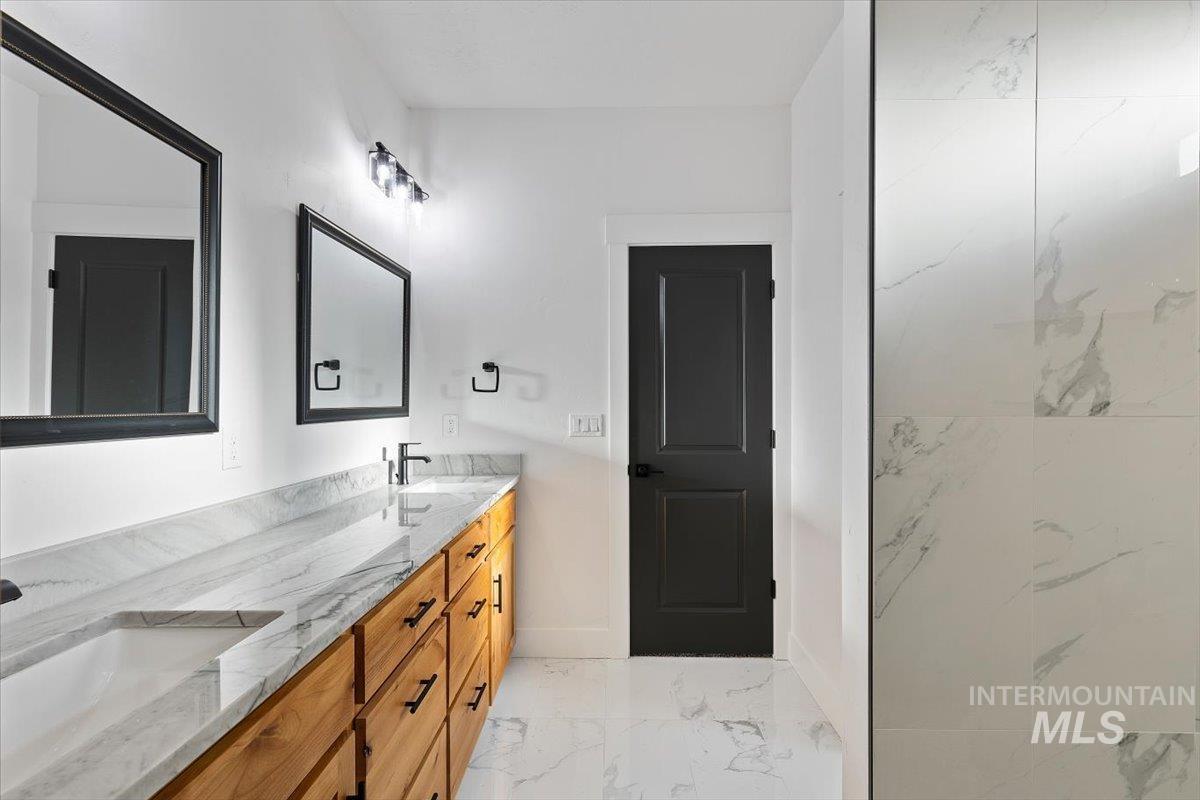 2596 E Jonagold Ct, Emmett, Idaho 83617, 4 Bedrooms, 3 Bathrooms, Residential For Sale, Price $599,999,MLS 98978491