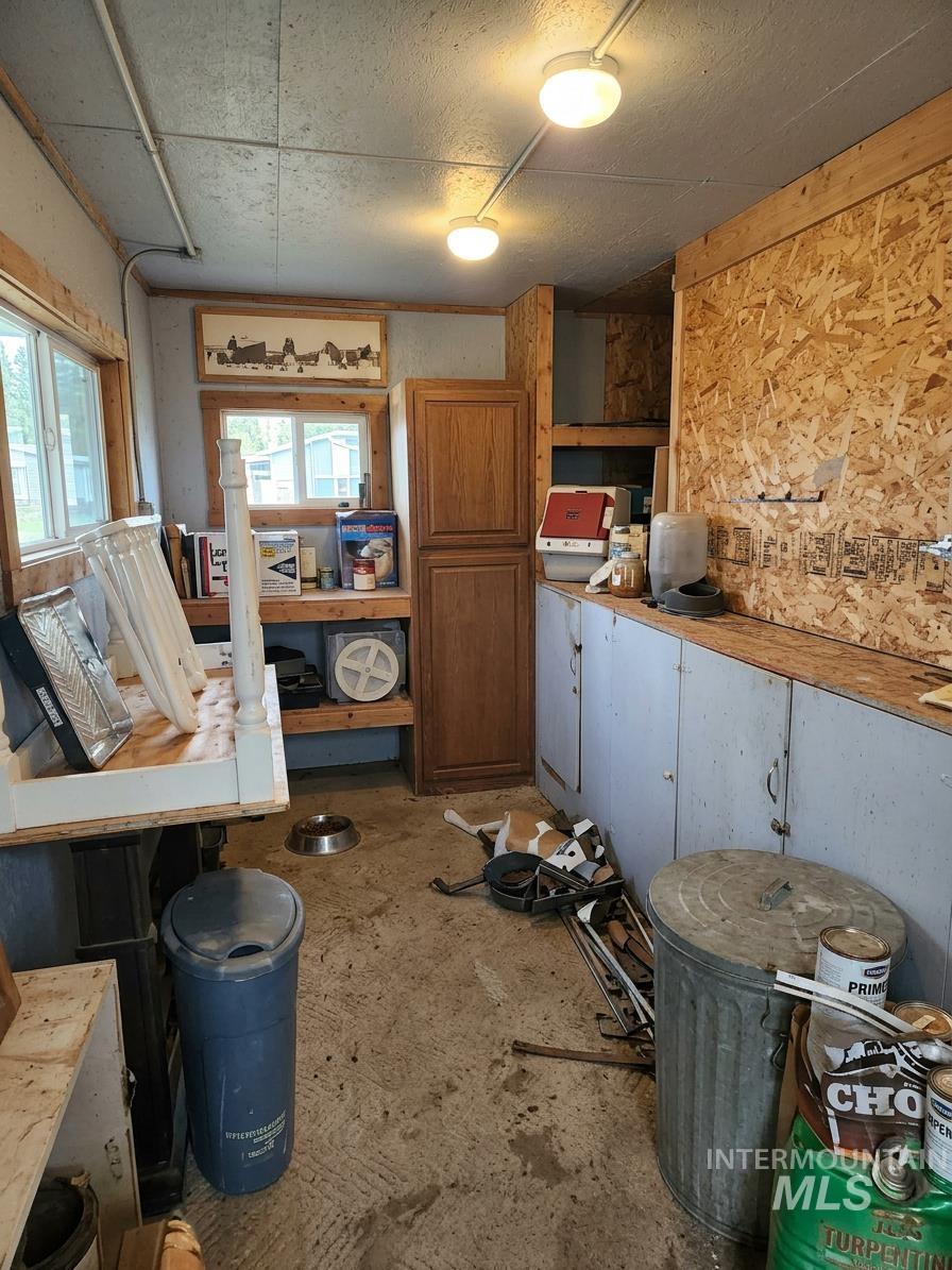 103 West 420 North, Shoshone, Idaho 83352, 3 Bedrooms, 2 Bathrooms, Residential For Sale, Price $625,000,MLS 98978497