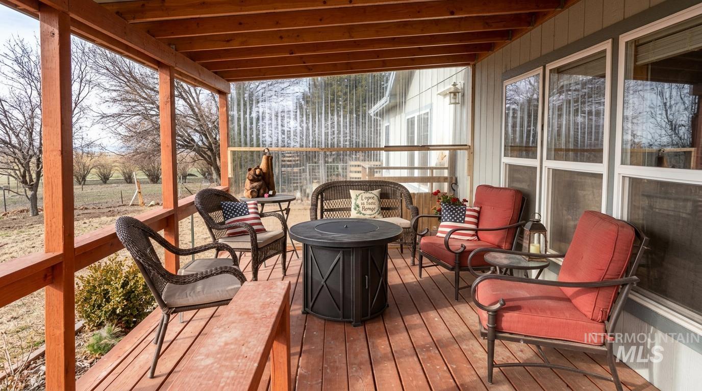 103 West 420 North, Shoshone, Idaho 83352, 3 Bedrooms, 2 Bathrooms, Farm & Ranch For Sale, Price $650,000,MLS 98978498