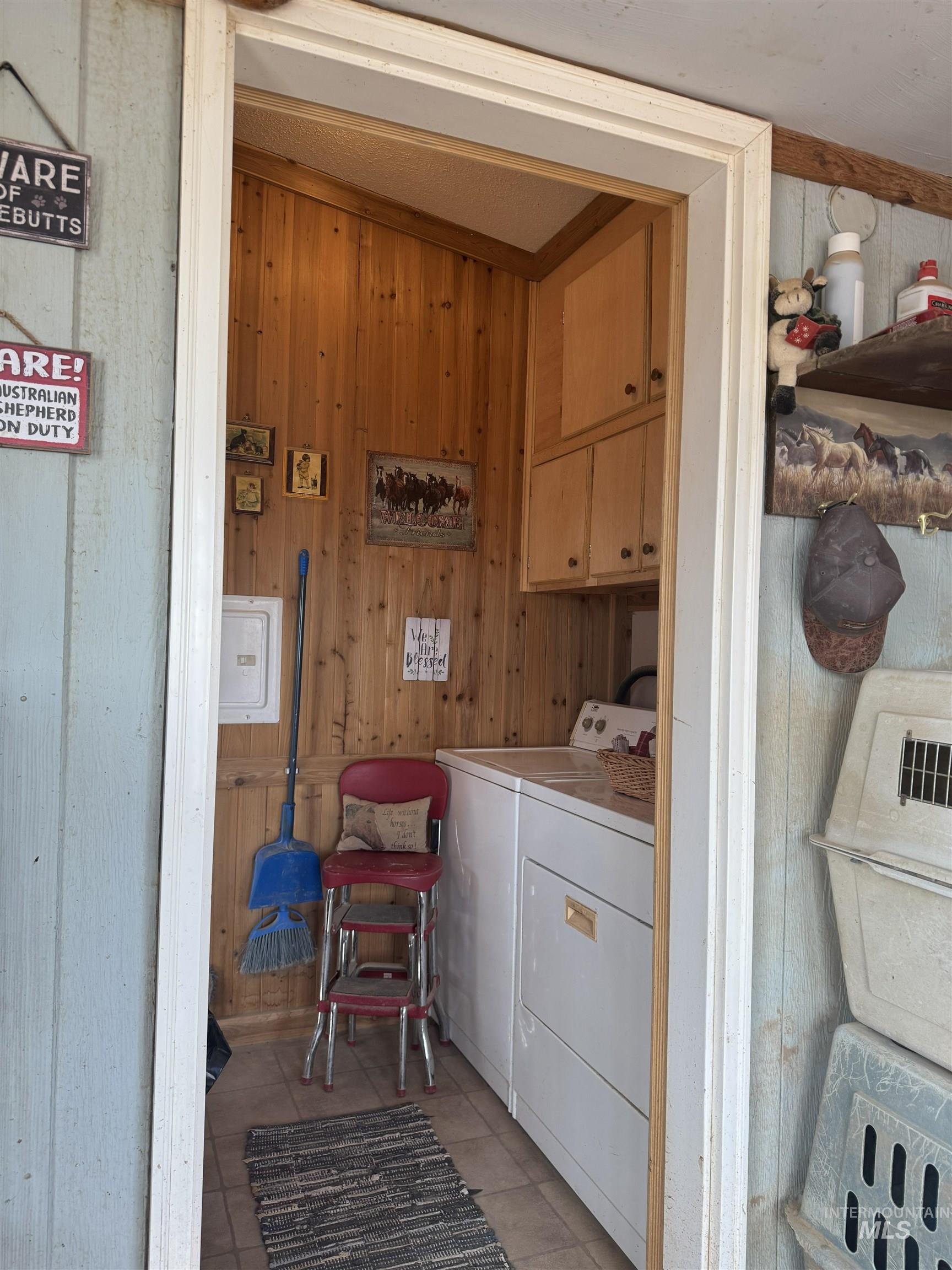 103 West 420 North, Shoshone, Idaho 83352, 3 Bedrooms, 2 Bathrooms, Farm & Ranch For Sale, Price $650,000,MLS 98978498