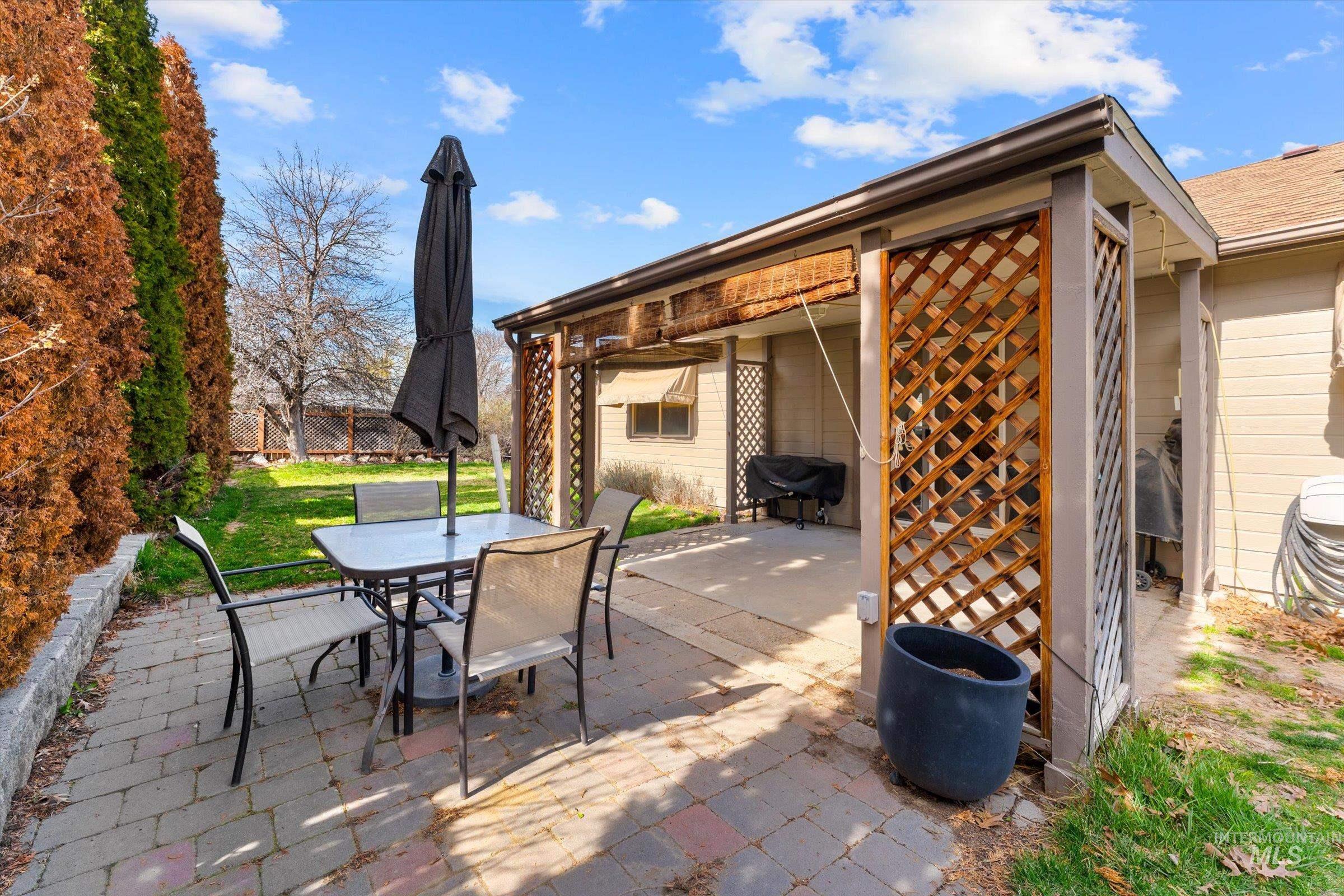 865 Gregory Ln, Mountain Home, Idaho 83647, 3 Bedrooms, 2 Bathrooms, Residential For Sale, Price $330,000,MLS 98978499