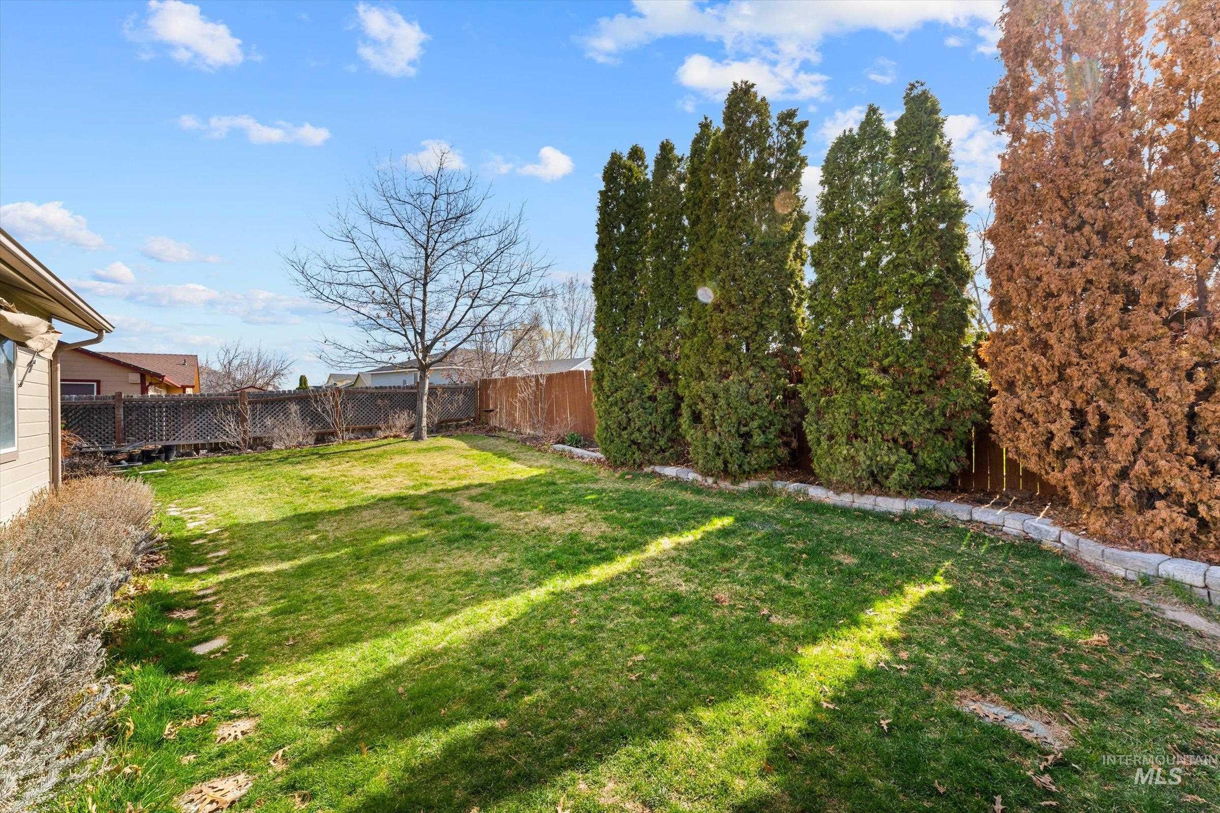 865 Gregory Ln, Mountain Home, Idaho 83647, 3 Bedrooms, 2 Bathrooms, Residential For Sale, Price $330,000,MLS 98978499