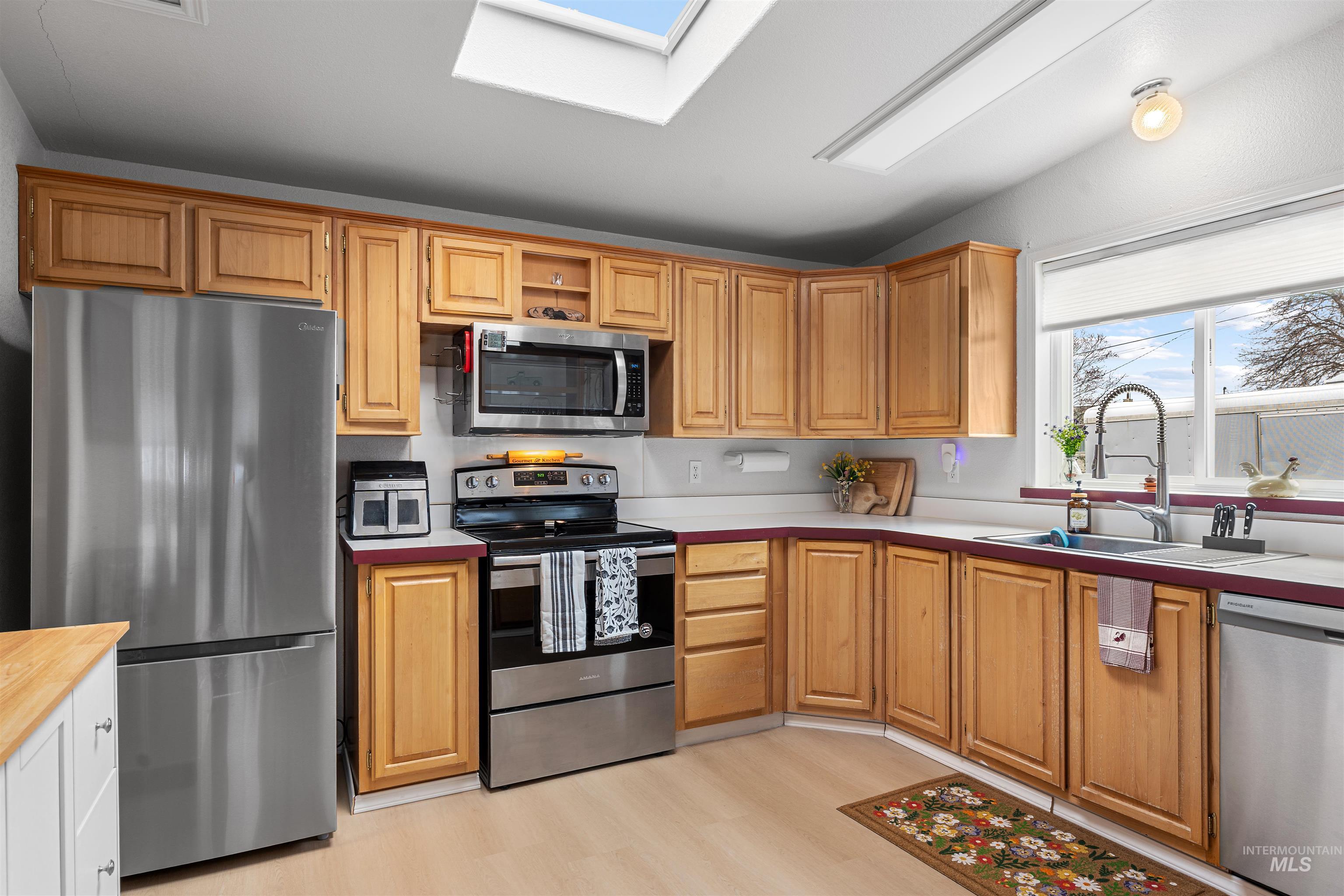 3616 15th Street, Lewiston, Idaho 83501, 2 Bedrooms, 2 Bathrooms, Residential For Sale, Price $145,000,MLS 98978501