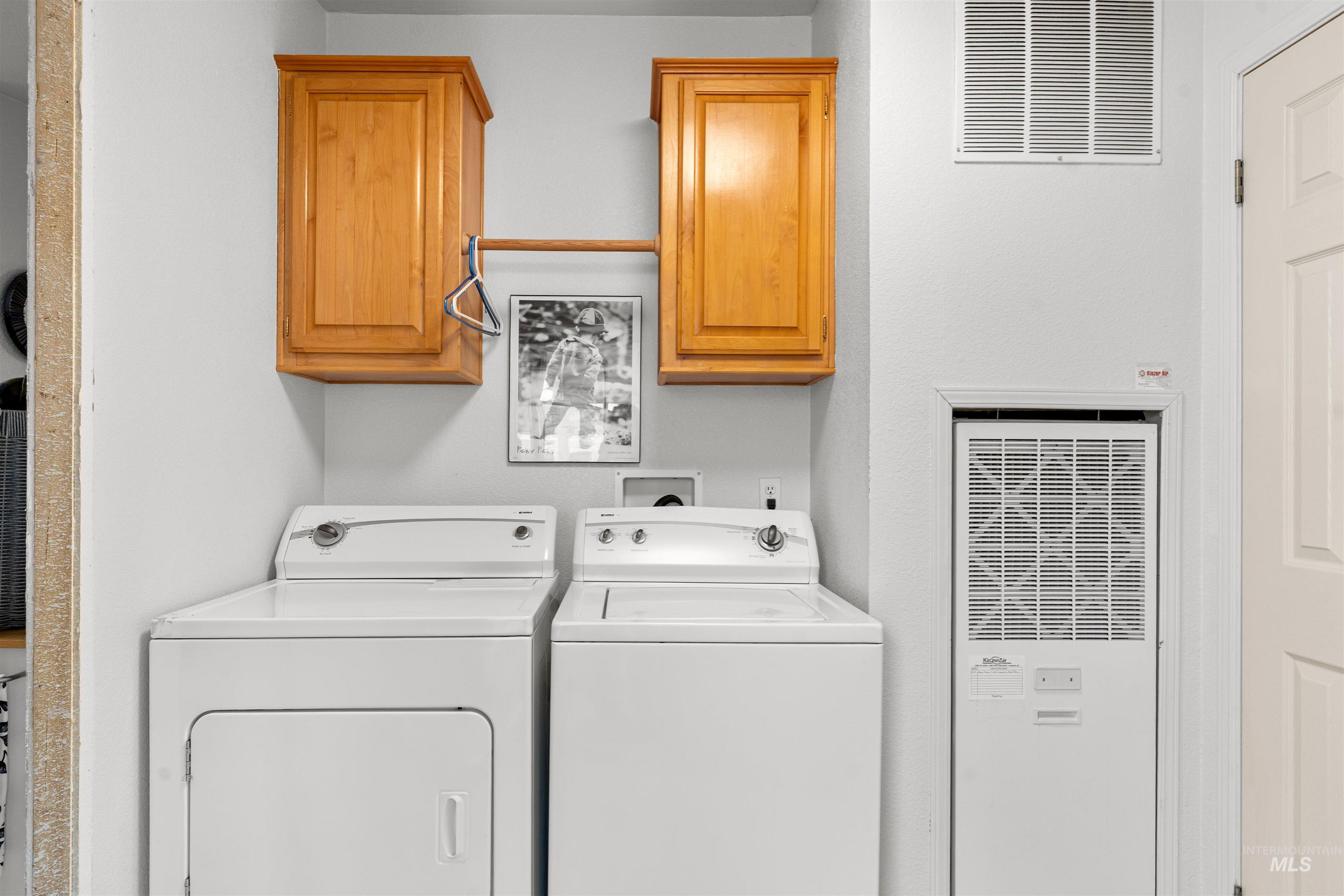 3616 15th Street, Lewiston, Idaho 83501, 2 Bedrooms, 2 Bathrooms, Residential For Sale, Price $145,000,MLS 98978501