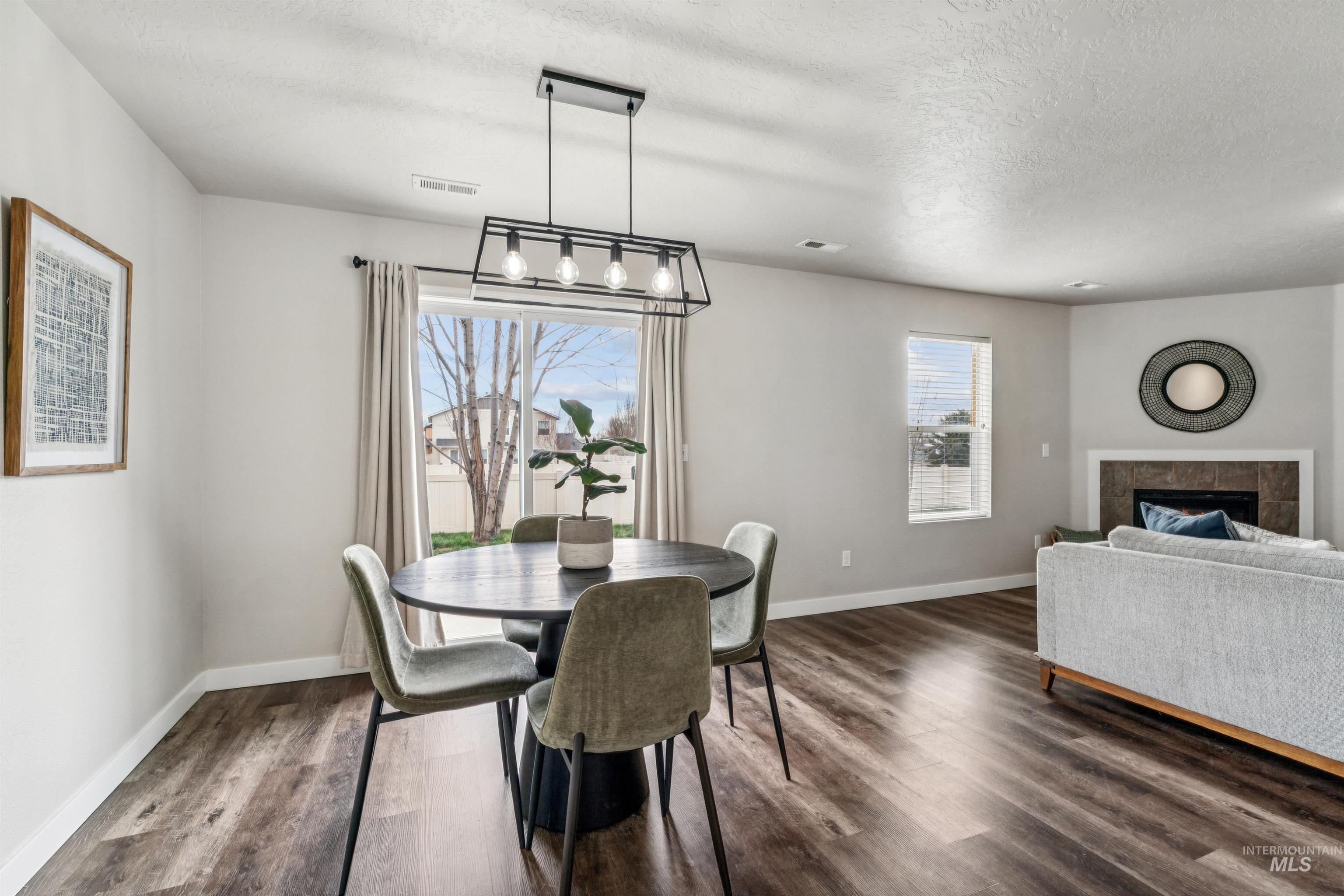 10205 W Virginia City St, Star, Idaho 83669-5619, 3 Bedrooms, 2 Bathrooms, Residential For Sale, Price $485,900, 98978502