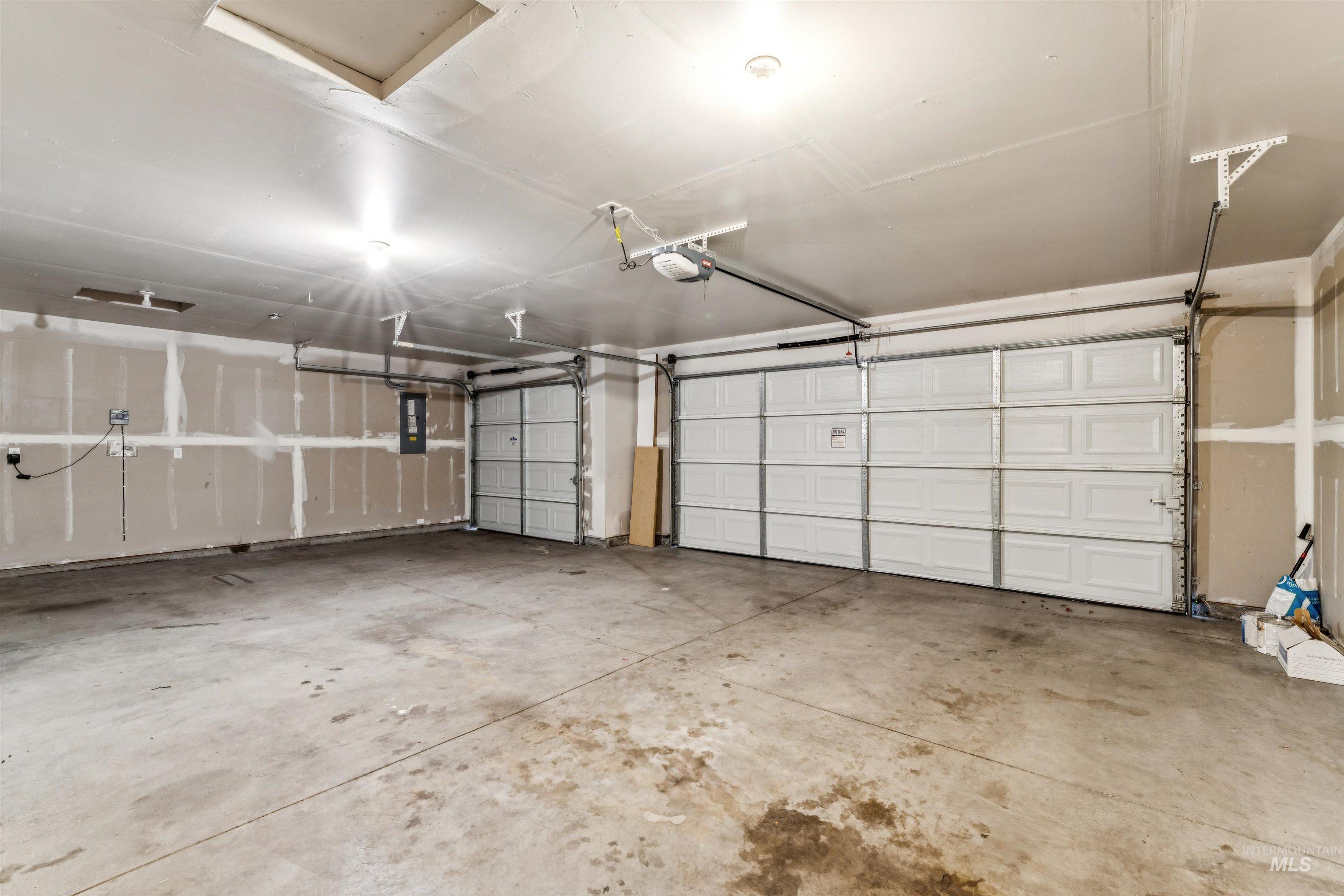 10205 W Virginia City St, Star, Idaho 83669-5619, 3 Bedrooms, 2 Bathrooms, Residential For Sale, Price $485,900, 98978502