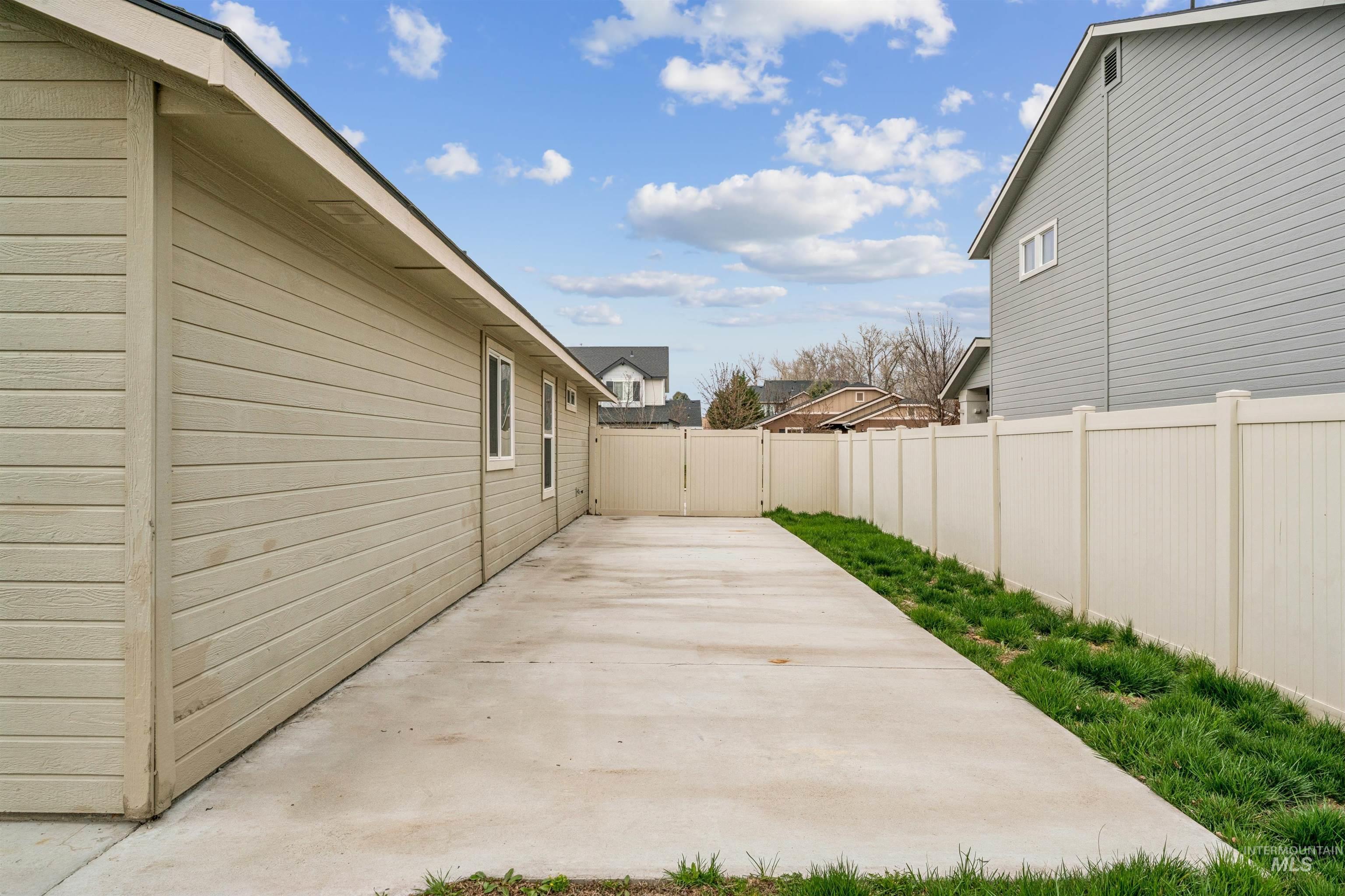 10205 W Virginia City St, Star, Idaho 83669-5619, 3 Bedrooms, 2 Bathrooms, Residential For Sale, Price $485,900, 98978502