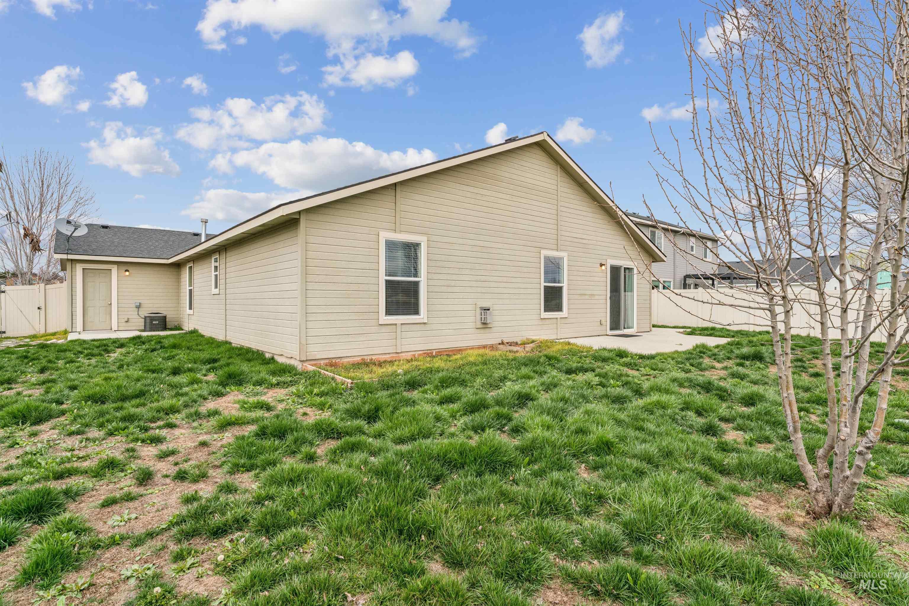 10205 W Virginia City St, Star, Idaho 83669-5619, 3 Bedrooms, 2 Bathrooms, Residential For Sale, Price $485,900, 98978502