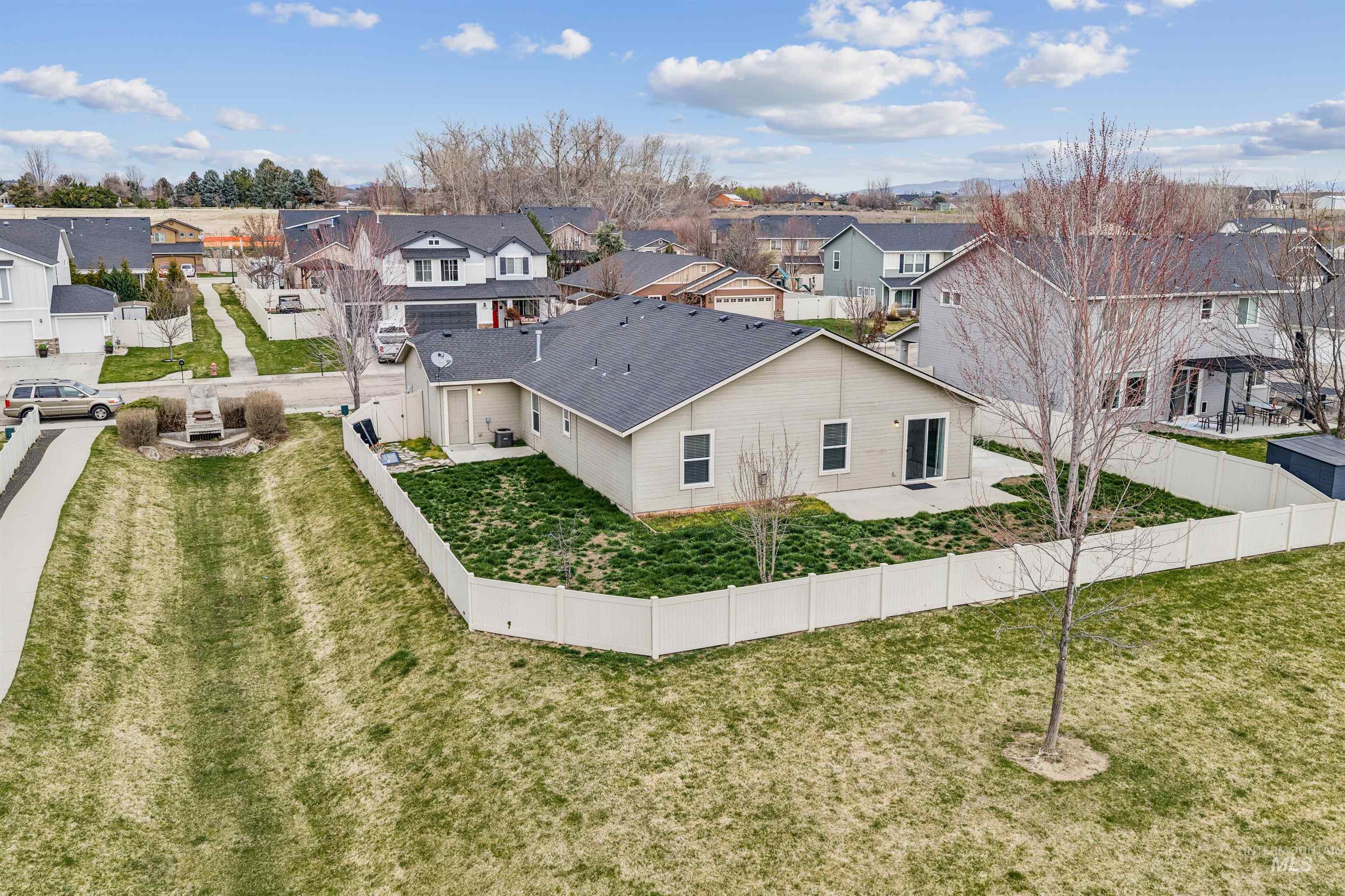 10205 W Virginia City St, Star, Idaho 83669-5619, 3 Bedrooms, 2 Bathrooms, Residential For Sale, Price $485,900, 98978502