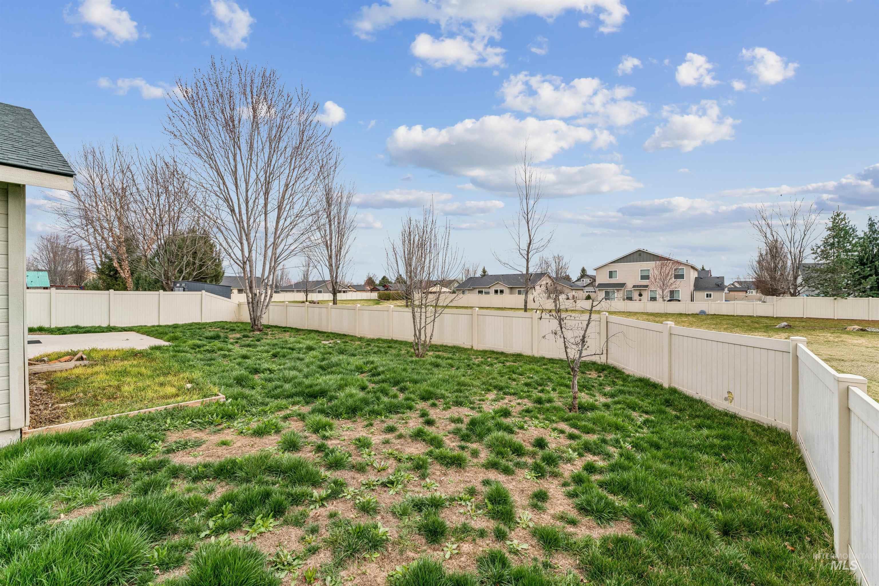 10205 W Virginia City St, Star, Idaho 83669-5619, 3 Bedrooms, 2 Bathrooms, Residential For Sale, Price $499,900,MLS 98978502