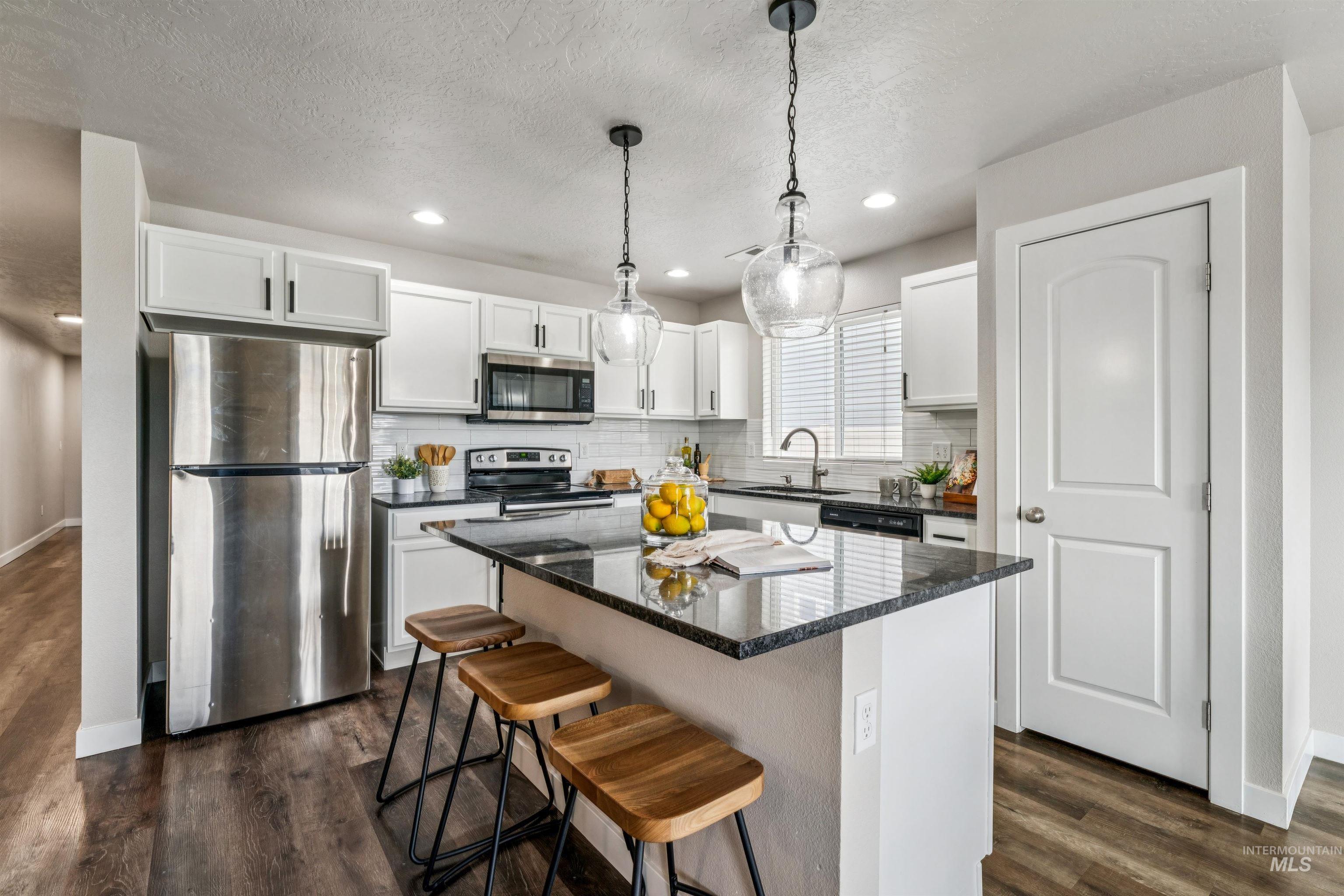 10205 W Virginia City St, Star, Idaho 83669-5619, 3 Bedrooms, 2 Bathrooms, Residential For Sale, Price $485,900, 98978502