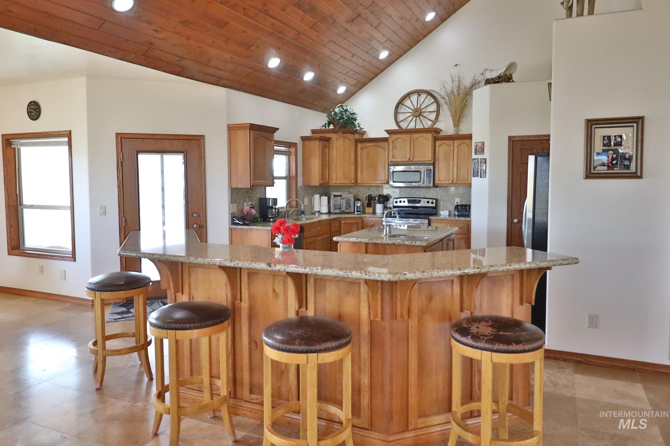 4367 W Central Road, Emmett, Idaho 83617, 3 Bedrooms, 2 Bathrooms, Farm & Ranch For Sale, Price $2,700,000,MLS 98978505