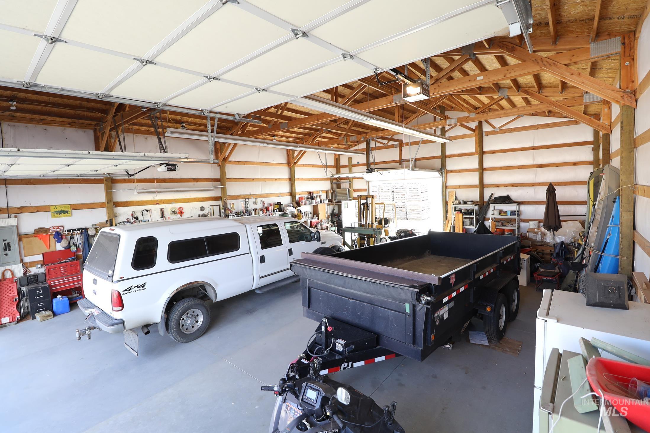 4367 W Central Road, Emmett, Idaho 83617, 3 Bedrooms, 2 Bathrooms, Farm & Ranch For Sale, Price $2,700,000,MLS 98978505