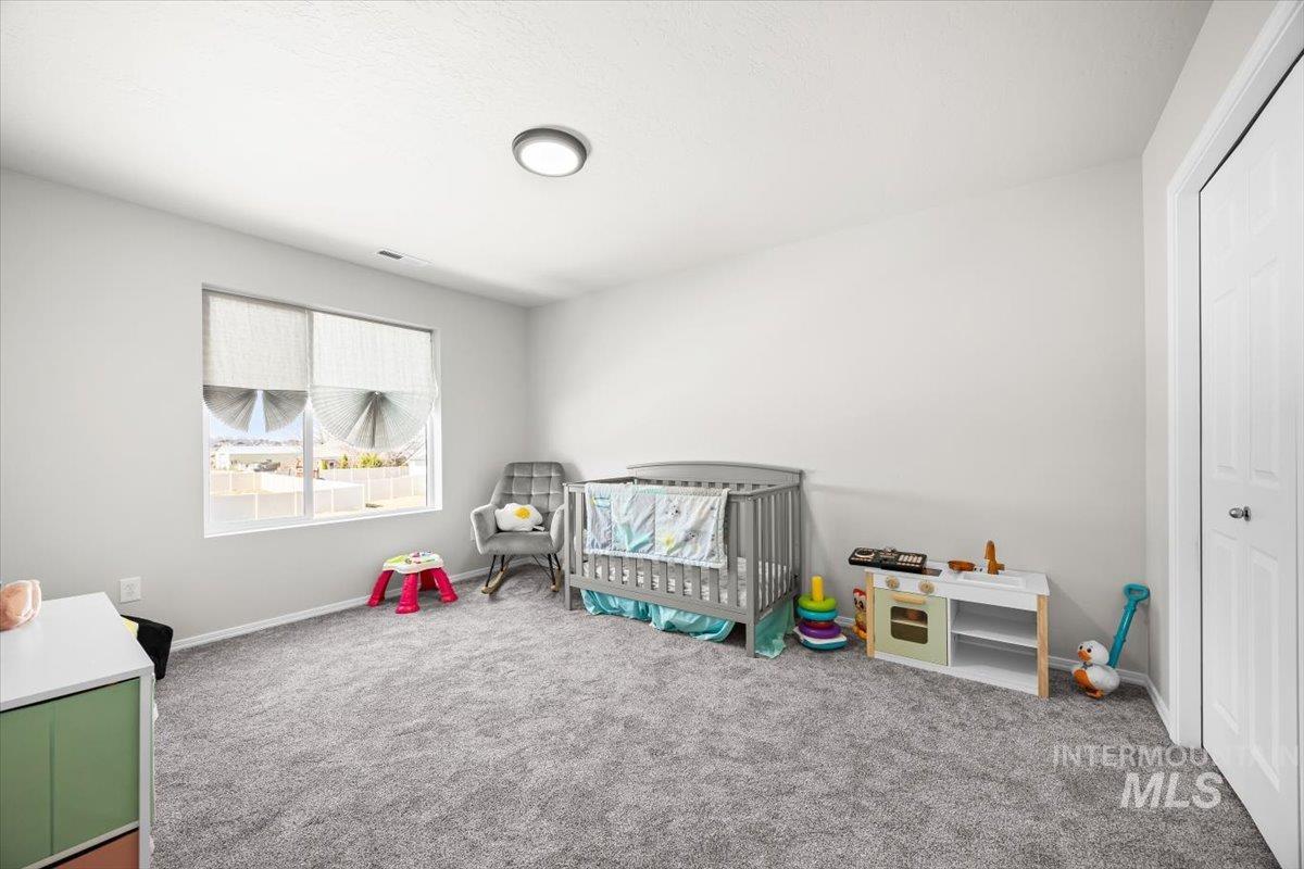 15696 Shrike Ave, Nampa, Idaho 83686, 4 Bedrooms, 2.5 Bathrooms, Residential For Sale, Price $465,000,MLS 98978506