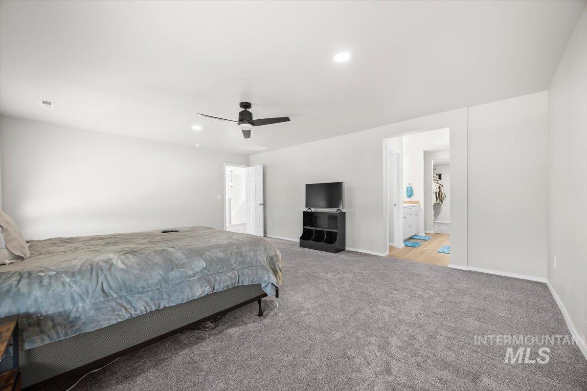 15696 Shrike Ave, Nampa, Idaho 83686, 4 Bedrooms, 2.5 Bathrooms, Residential For Sale, Price $465,000,MLS 98978506