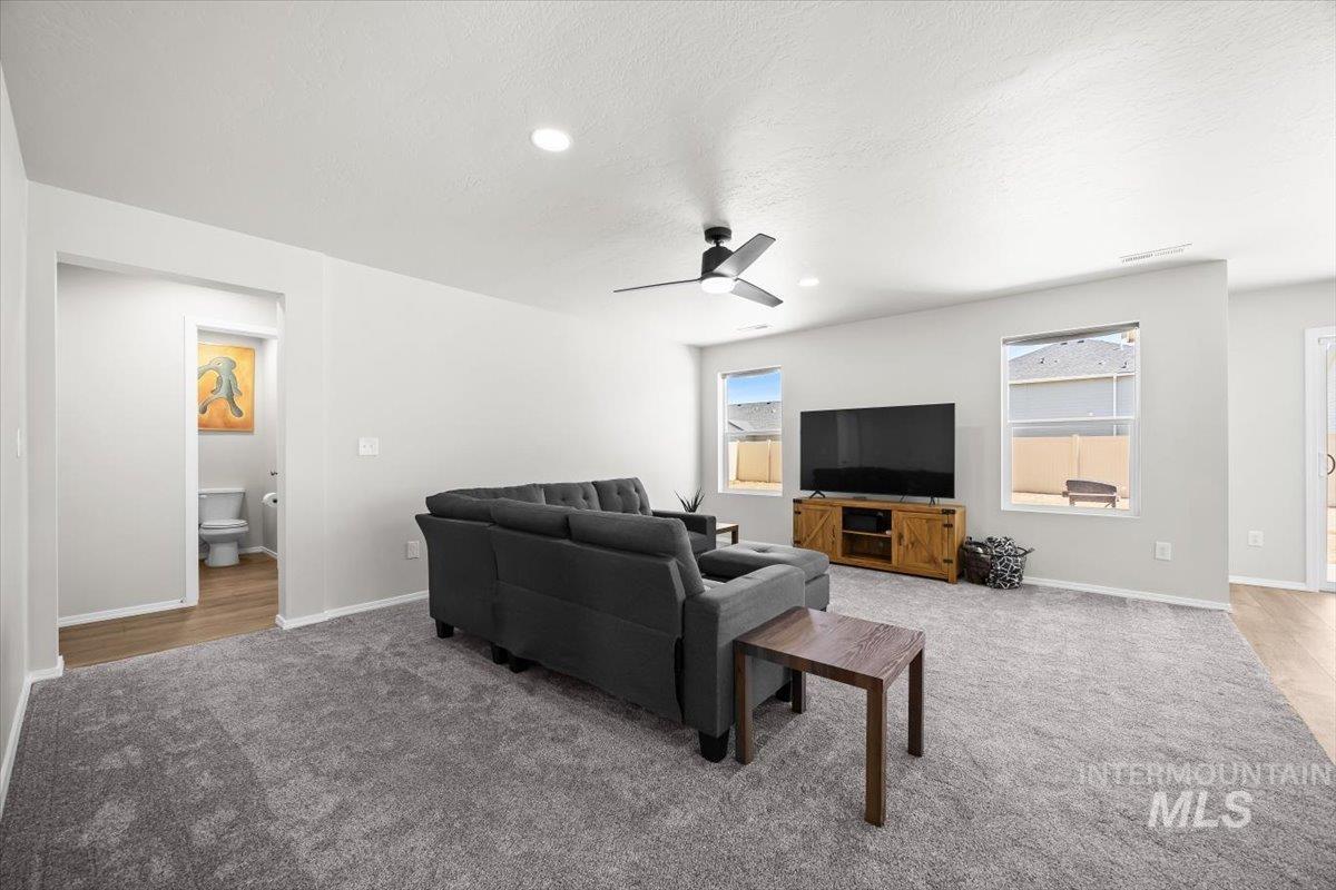 15696 Shrike Ave, Nampa, Idaho 83686, 4 Bedrooms, 2.5 Bathrooms, Residential For Sale, Price $465,000,MLS 98978506