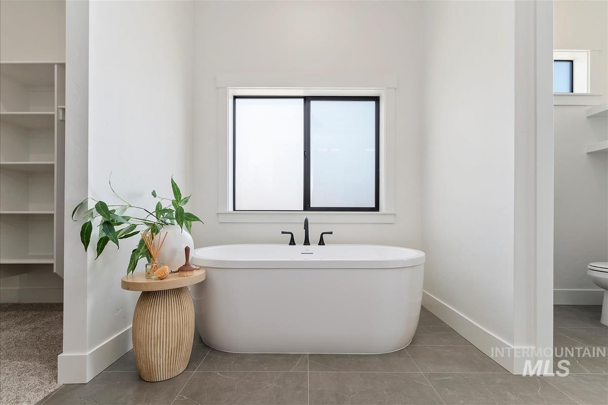 2278 N Palaestra Ave, Eagle, Idaho 83616, 5 Bedrooms, 4.5 Bathrooms, Residential For Sale, Price $1,029,900,MLS 98978507