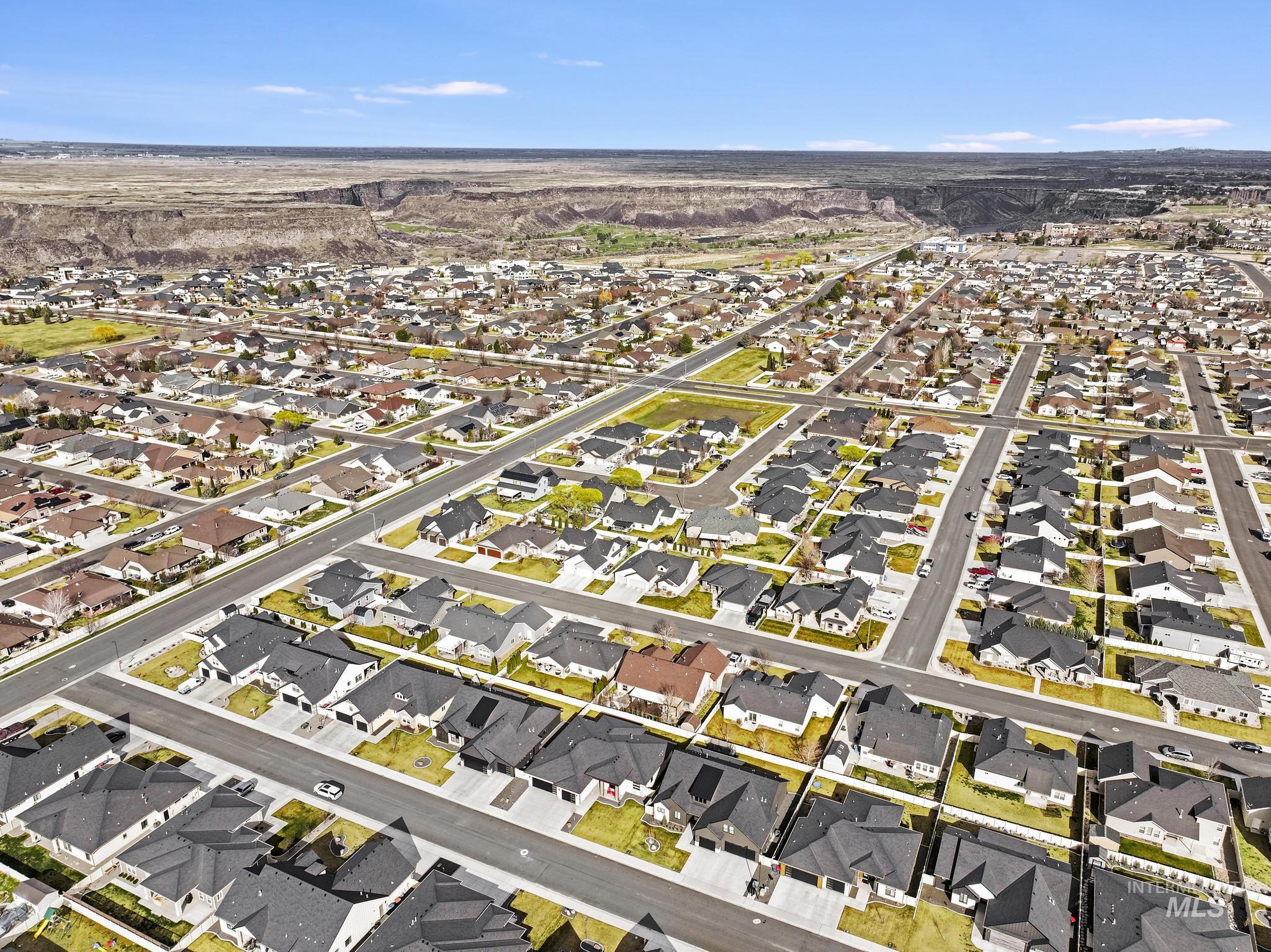 2054 Red Rock, Twin Falls, Idaho 83301, 4 Bedrooms, 3 Bathrooms, Residential For Sale, Price $699,000,MLS 98978508