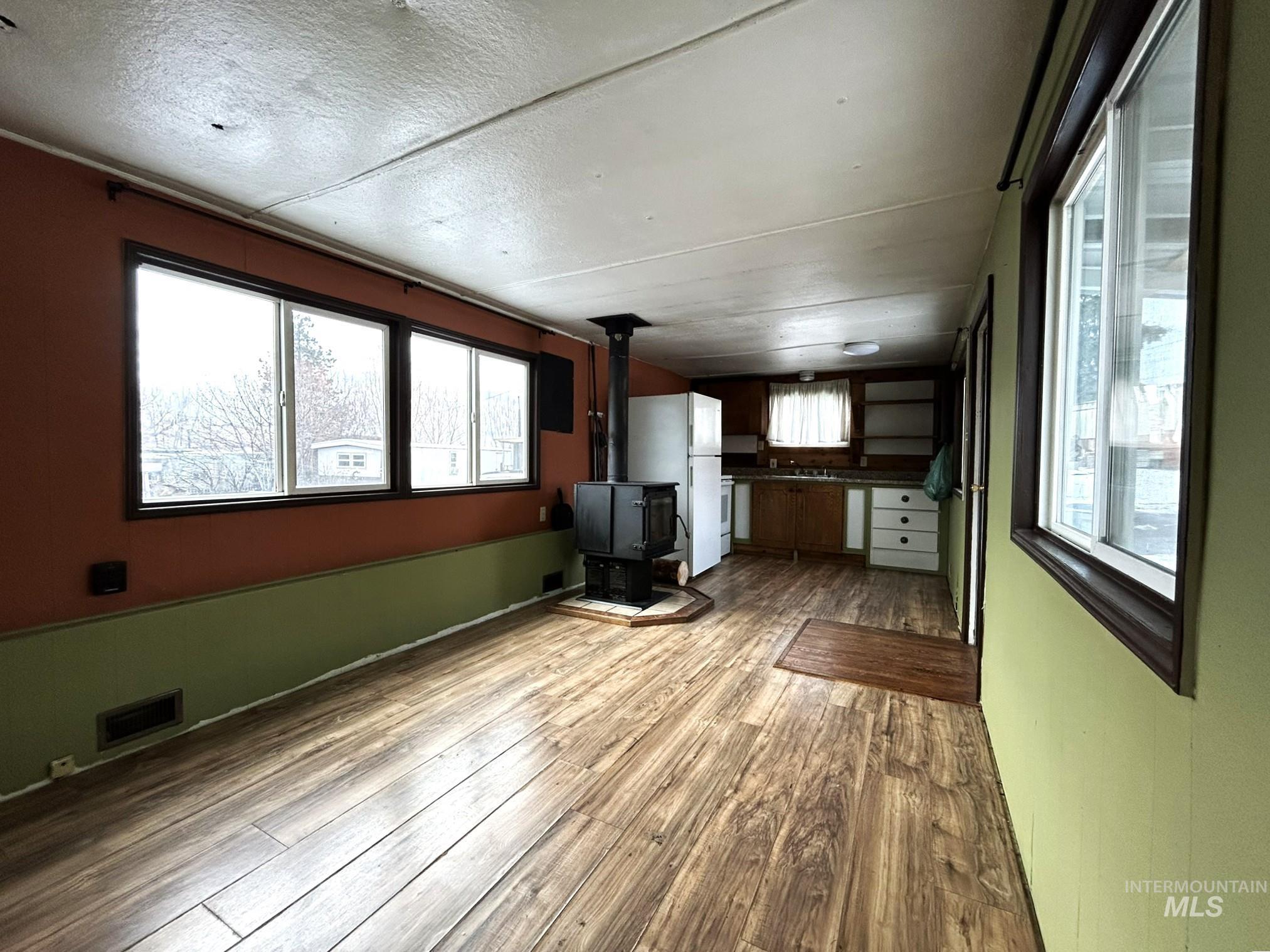 603 W Palouse River Dr, Moscow, Idaho 83843, 2 Bedrooms, 1 Bathroom, Residential For Sale, Price $13,000,MLS 98978510