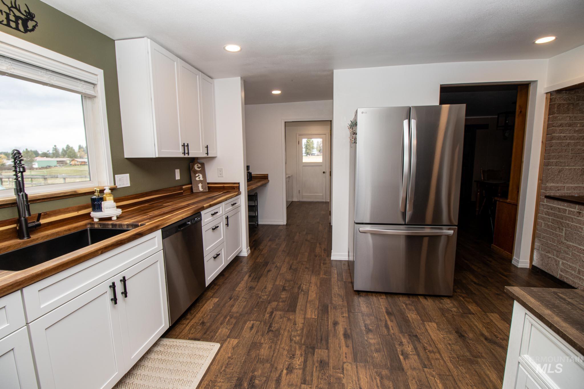 272 Cemetery Rd, Weippe, Idaho 83553, 4 Bedrooms, 2 Bathrooms, Residential For Sale, Price $499,999,MLS 98978511