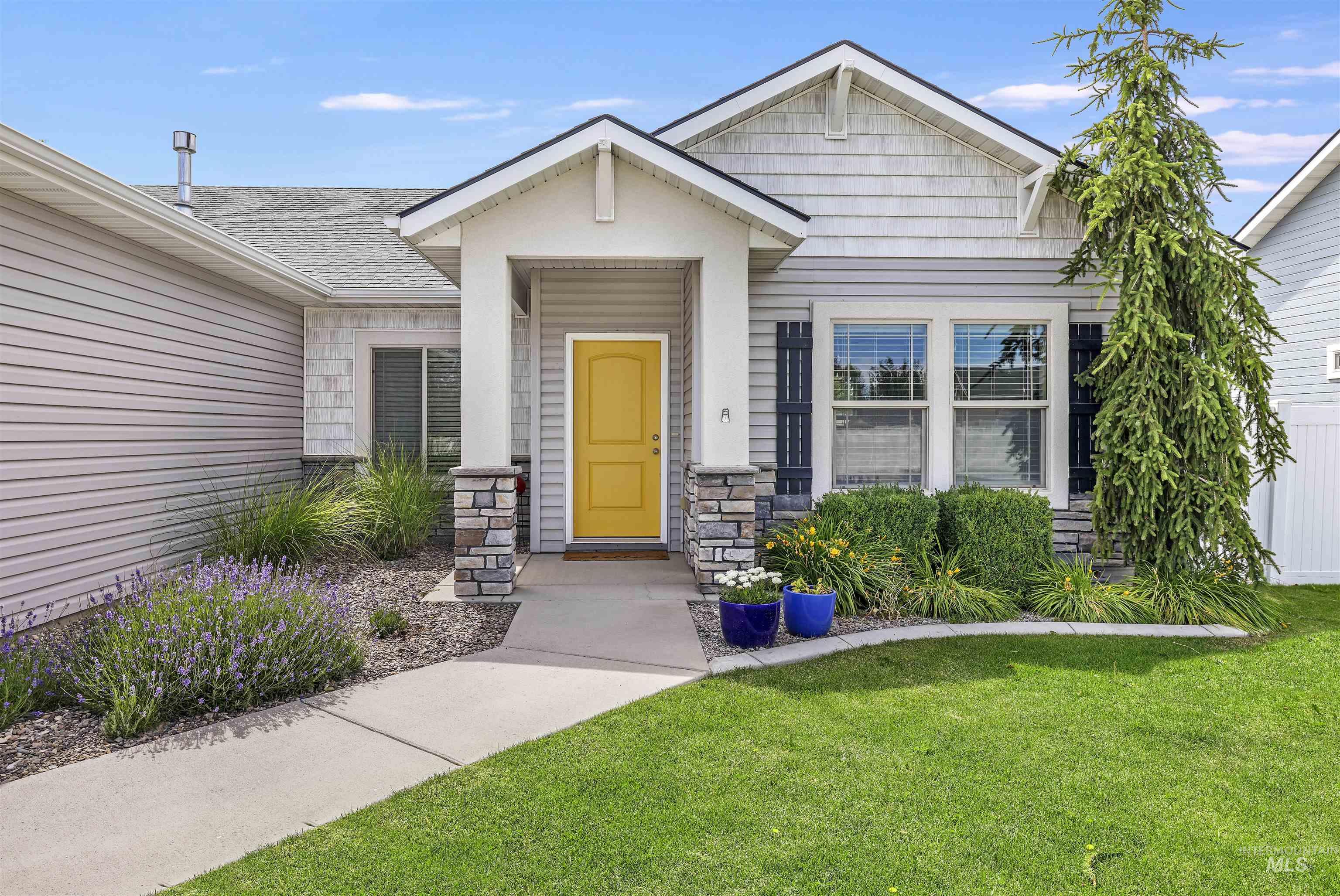 930 Ballard Way, Kimberly, Idaho 83301, 4 Bedrooms, 2 Bathrooms, Residential For Sale, Price $400,000,MLS 98978513