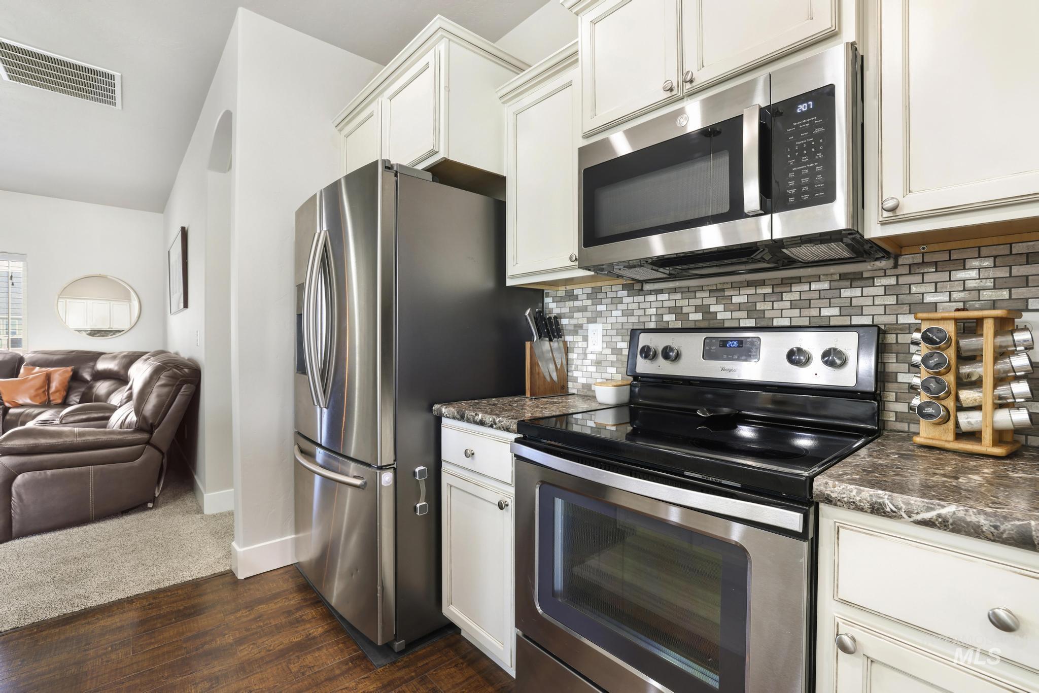 930 Ballard Way, Kimberly, Idaho 83301, 4 Bedrooms, 2 Bathrooms, Residential For Sale, Price $400,000,MLS 98978513