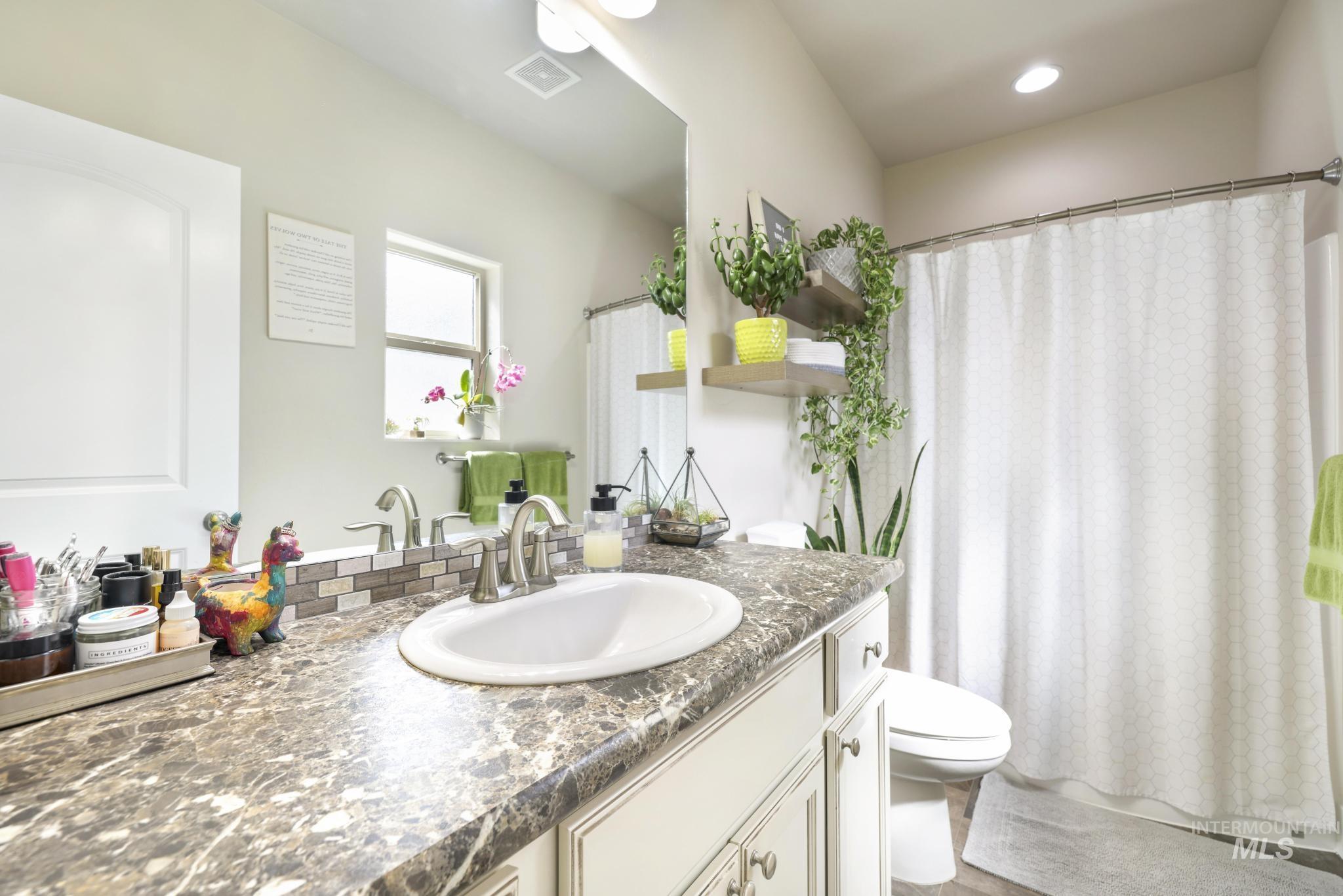 930 Ballard Way, Kimberly, Idaho 83301, 4 Bedrooms, 2 Bathrooms, Residential For Sale, Price $400,000,MLS 98978513