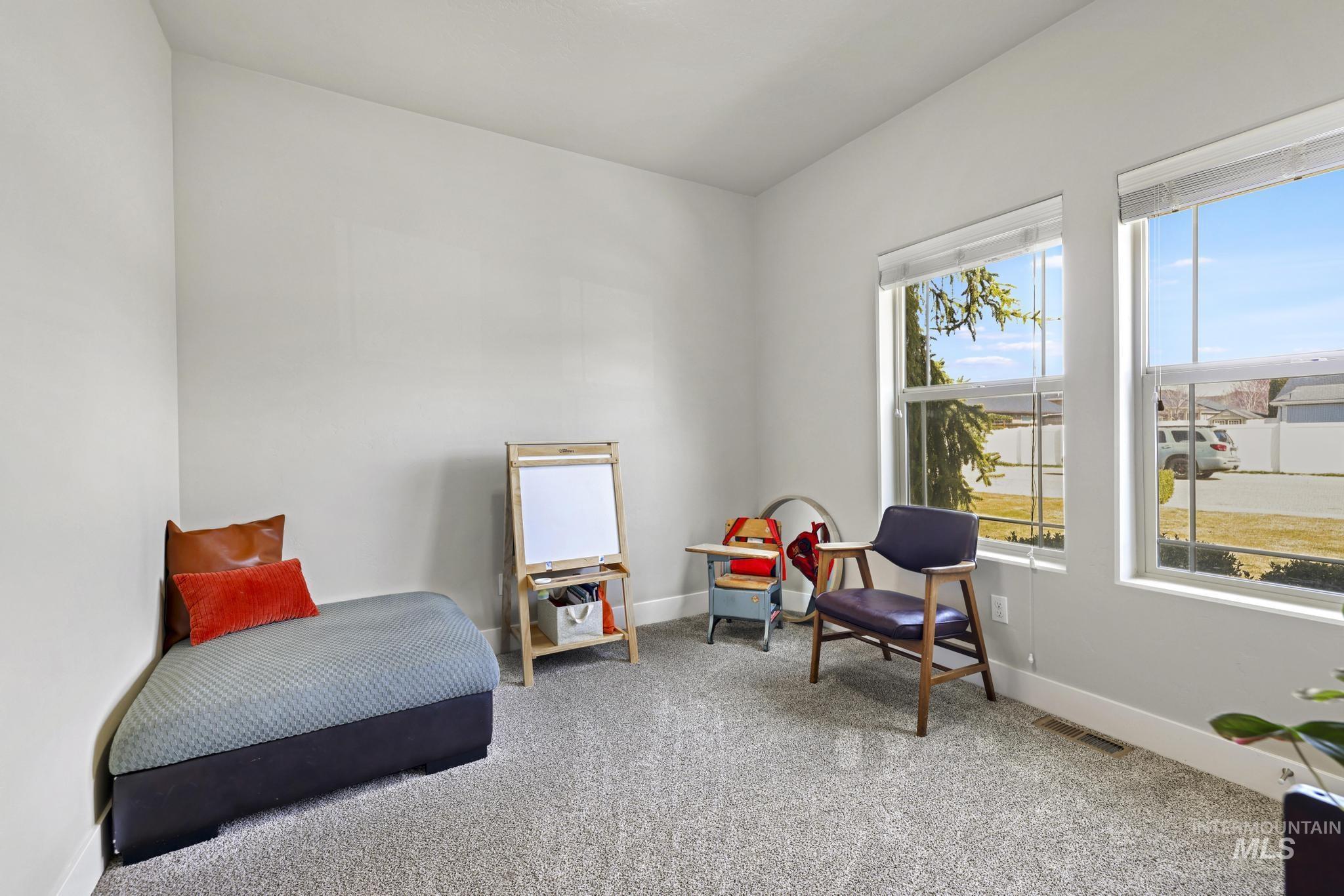 930 Ballard Way, Kimberly, Idaho 83301, 4 Bedrooms, 2 Bathrooms, Residential For Sale, Price $400,000,MLS 98978513