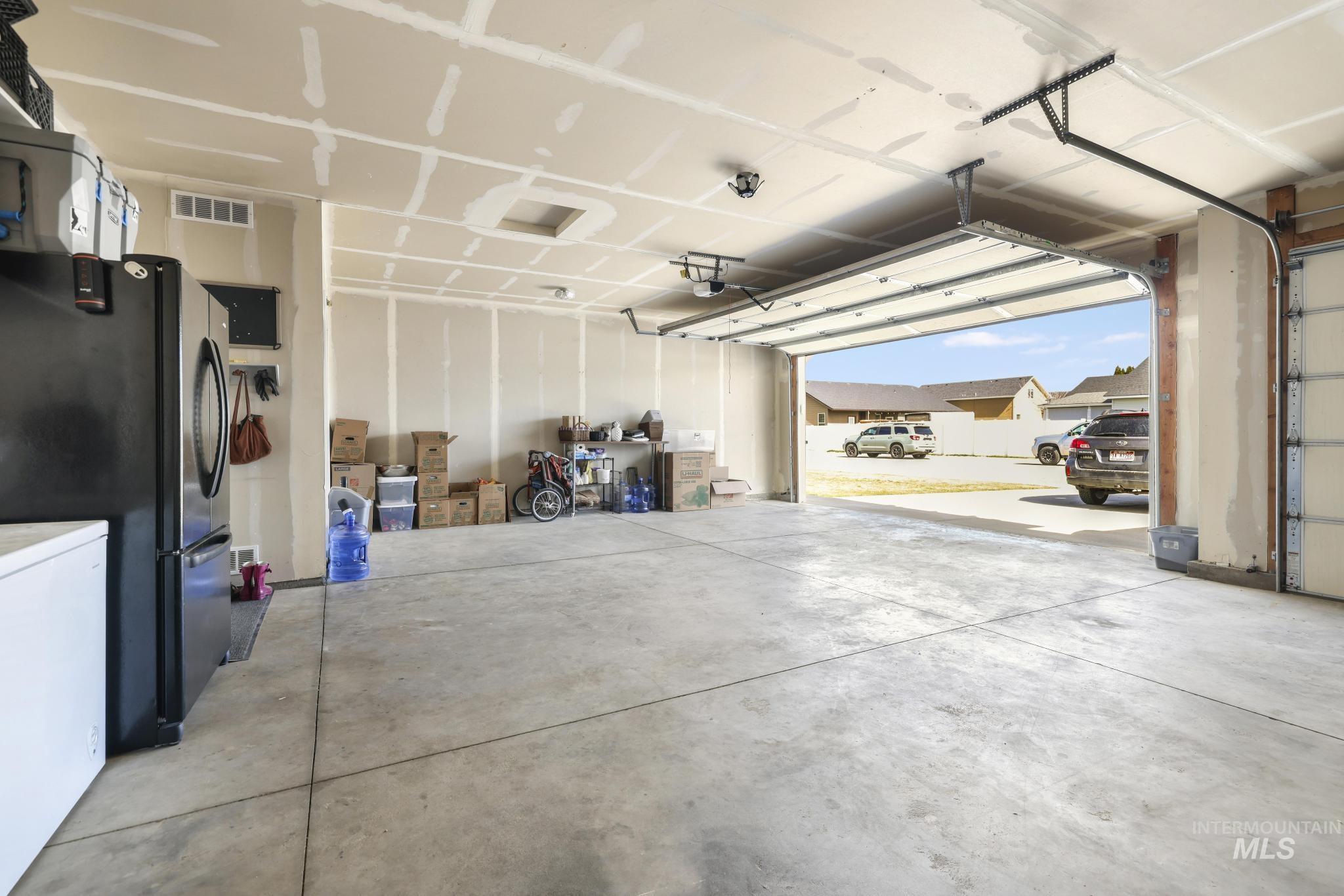 930 Ballard Way, Kimberly, Idaho 83301, 4 Bedrooms, 2 Bathrooms, Residential For Sale, Price $400,000,MLS 98978513