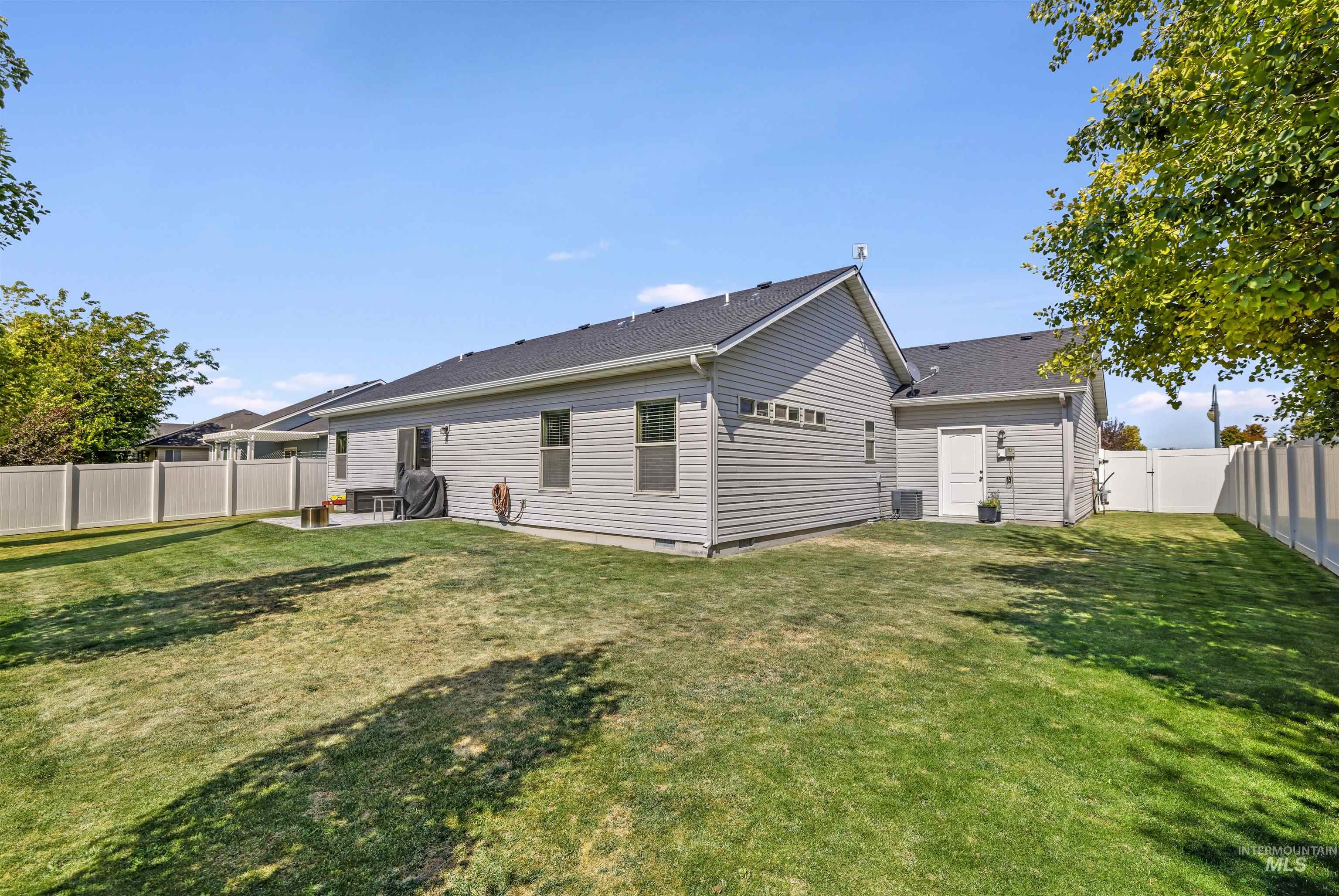 930 Ballard Way, Kimberly, Idaho 83301, 4 Bedrooms, 2 Bathrooms, Residential For Sale, Price $400,000,MLS 98978513