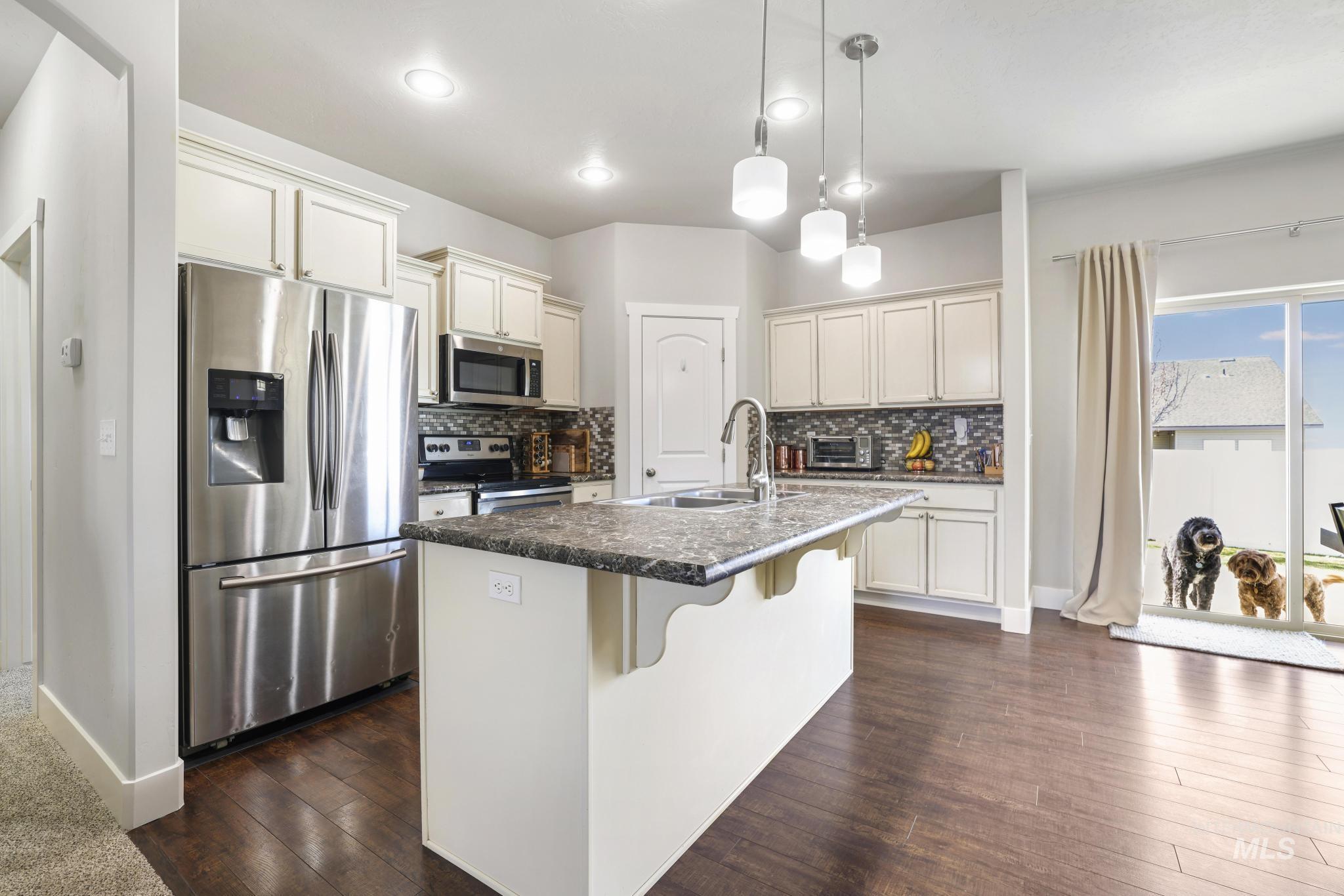 930 Ballard Way, Kimberly, Idaho 83301, 4 Bedrooms, 2 Bathrooms, Residential For Sale, Price $400,000,MLS 98978513