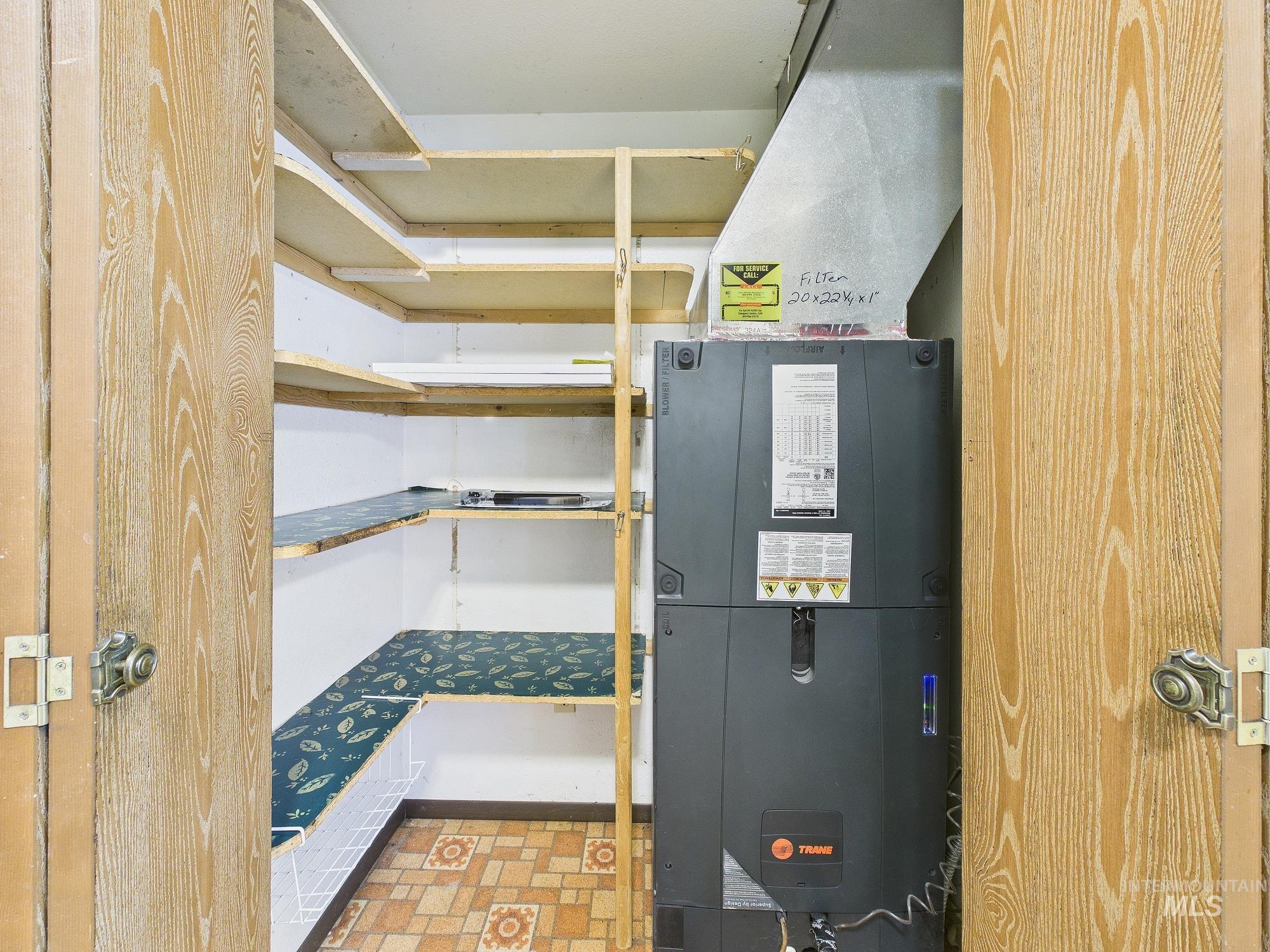 9845 N Highway 52, Horseshoe Bend, Idaho 83629, 3 Bedrooms, 1 Bathroom, Residential For Sale, Price $725,000, 98978516